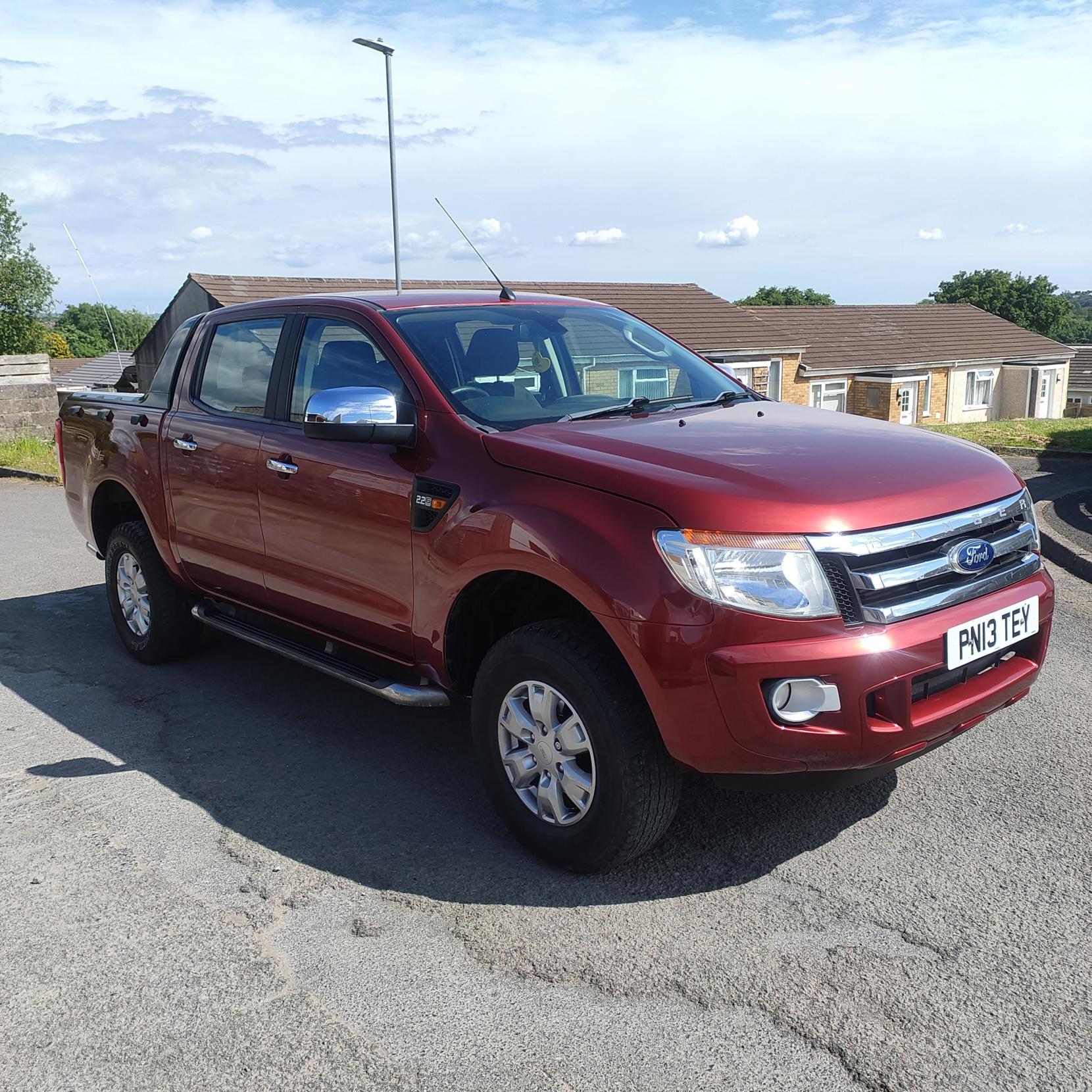 Ford Ranger 2.2 TDCi XLT Super Pickup Extended Cab 4dr Diesel Manual 4WD Euro 5 (150 ps)