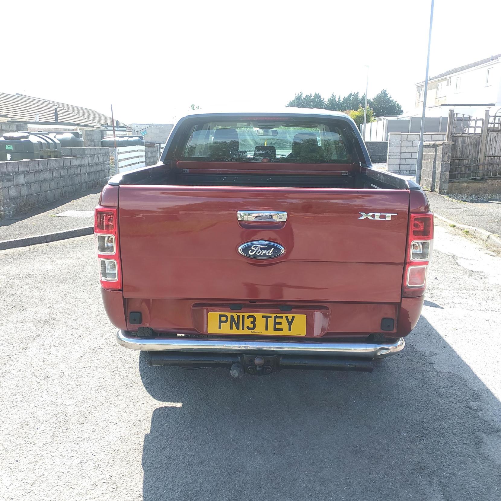 Ford Ranger 2.2 TDCi XLT Super Pickup Extended Cab 4dr Diesel Manual 4WD Euro 5 (150 ps)