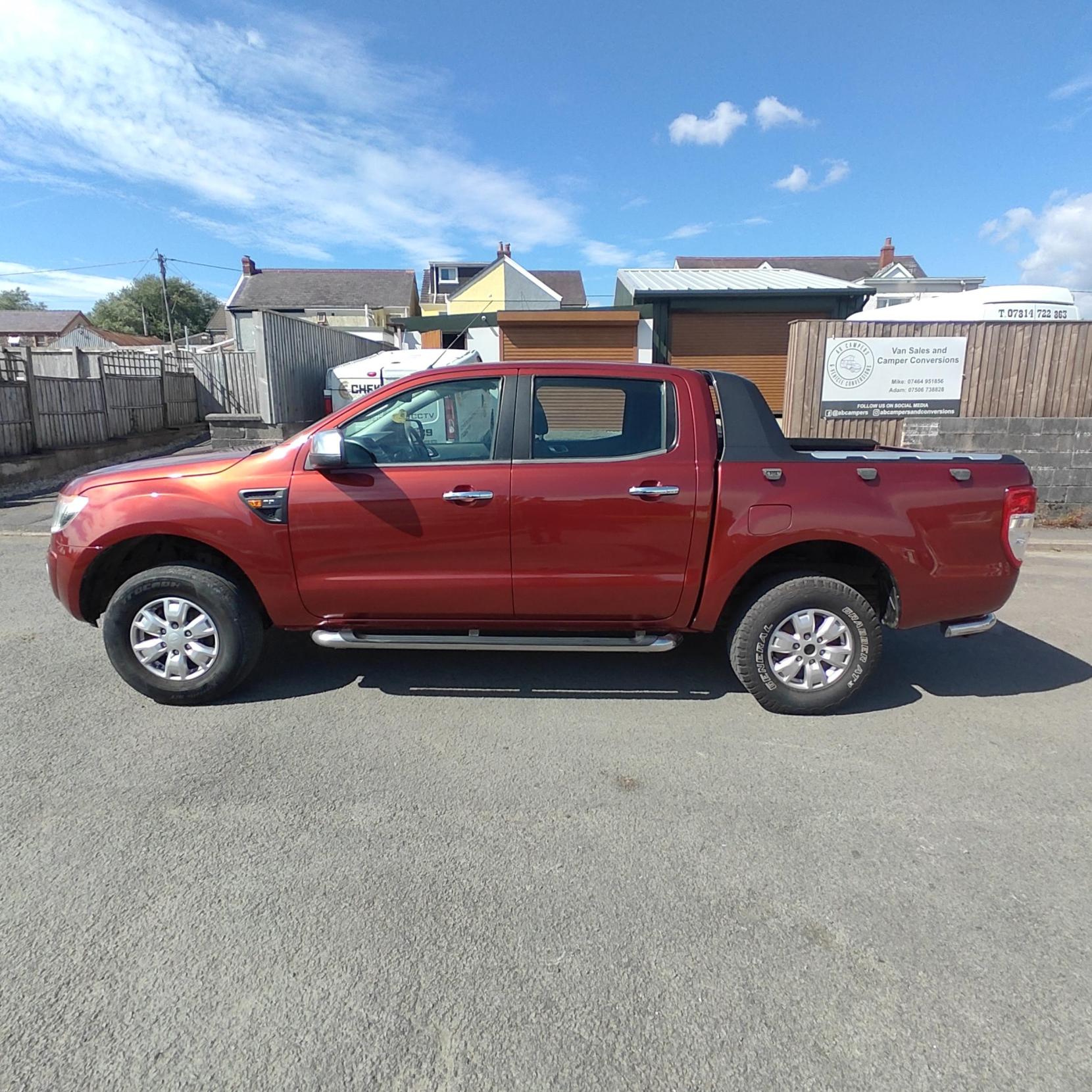 Ford Ranger 2.2 TDCi XLT Super Pickup Extended Cab 4dr Diesel Manual 4WD Euro 5 (150 ps)