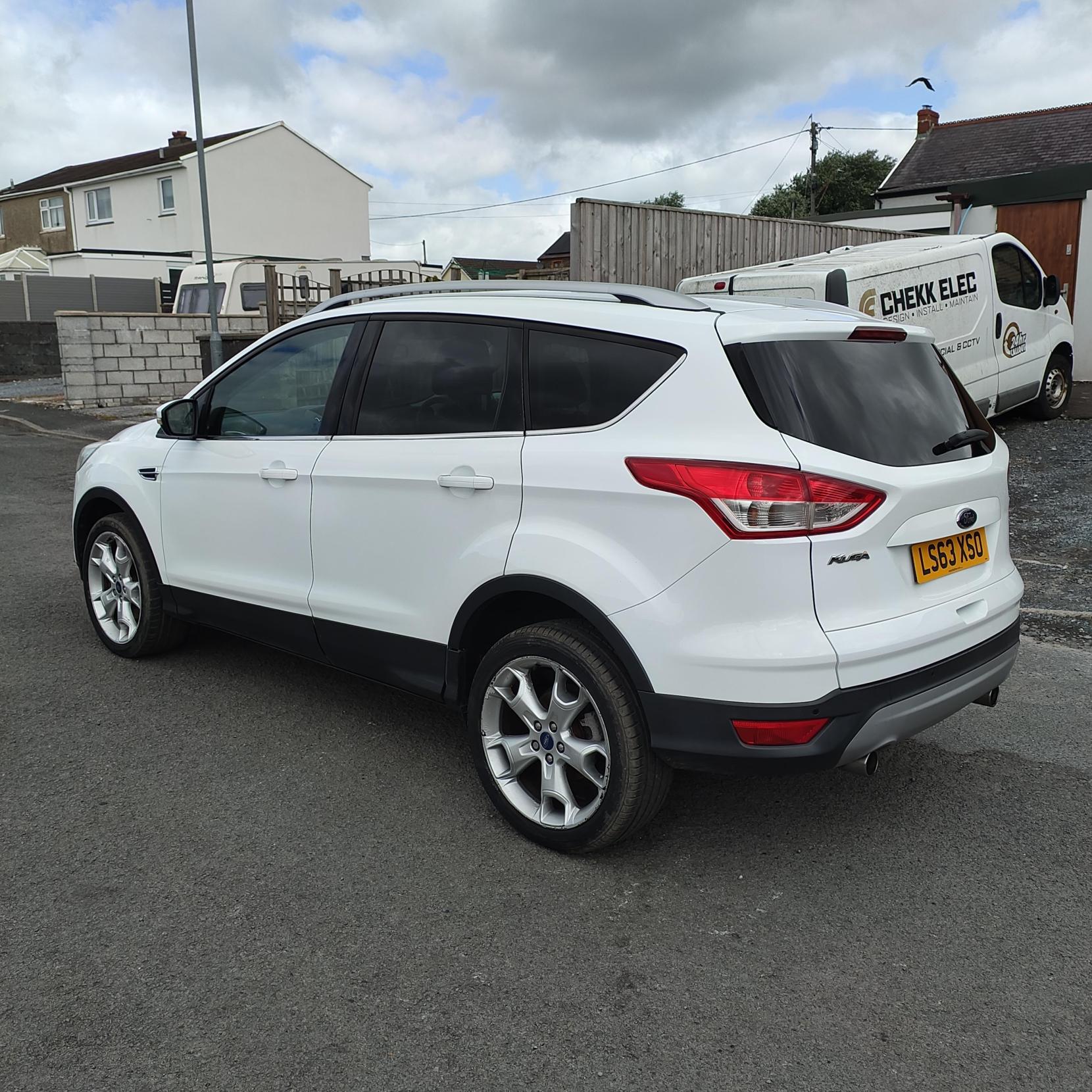 Ford Kuga 2.0 TDCi Titanium SUV 5dr Diesel Manual AWD Euro 5 (163 ps)