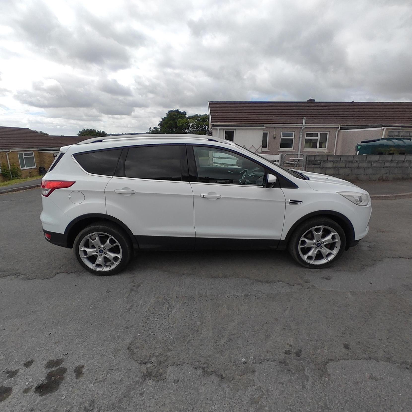 Ford Kuga 2.0 TDCi Titanium SUV 5dr Diesel Manual AWD Euro 5 (163 ps)