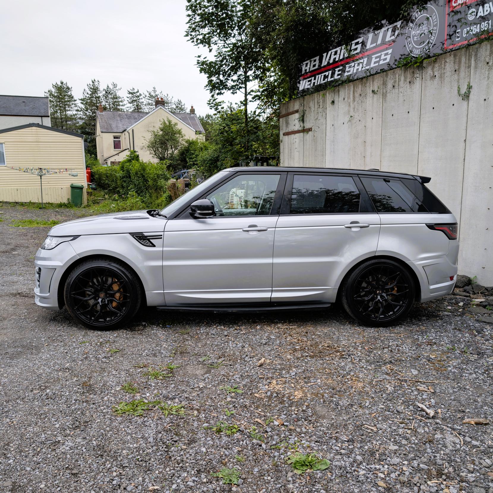 Land Rover Range Rover Sport 3.0 SD V6 HSE Dynamic SUV 5dr Diesel Auto 4WD Euro 5 (s/s) (292 ps)