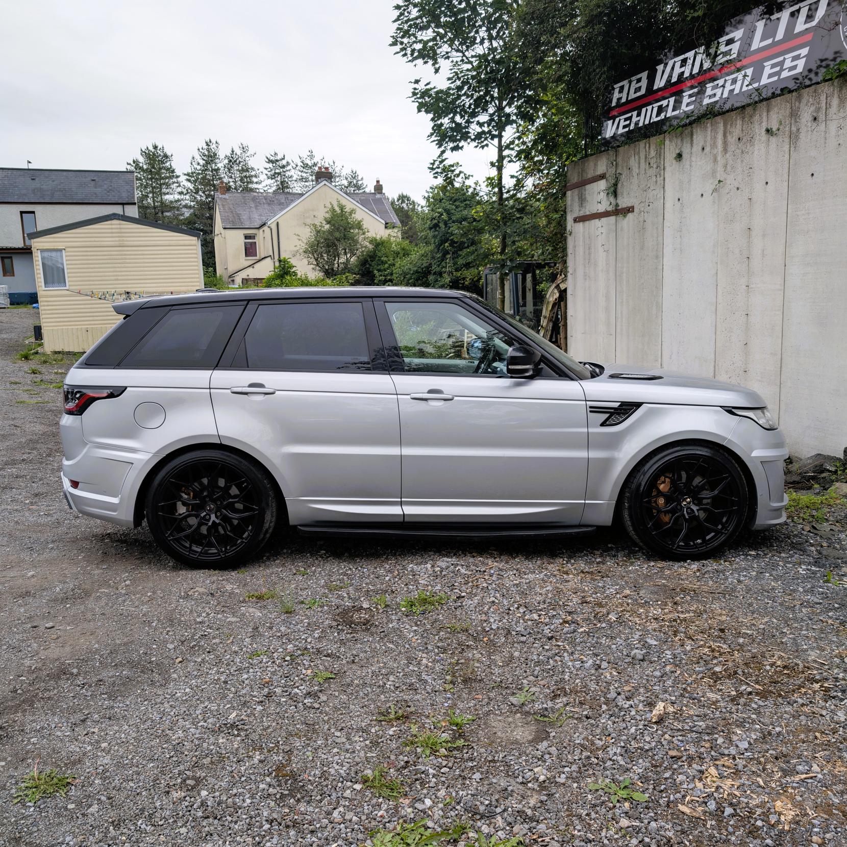 Land Rover Range Rover Sport 3.0 SD V6 HSE Dynamic SUV 5dr Diesel Auto 4WD Euro 5 (s/s) (292 ps)