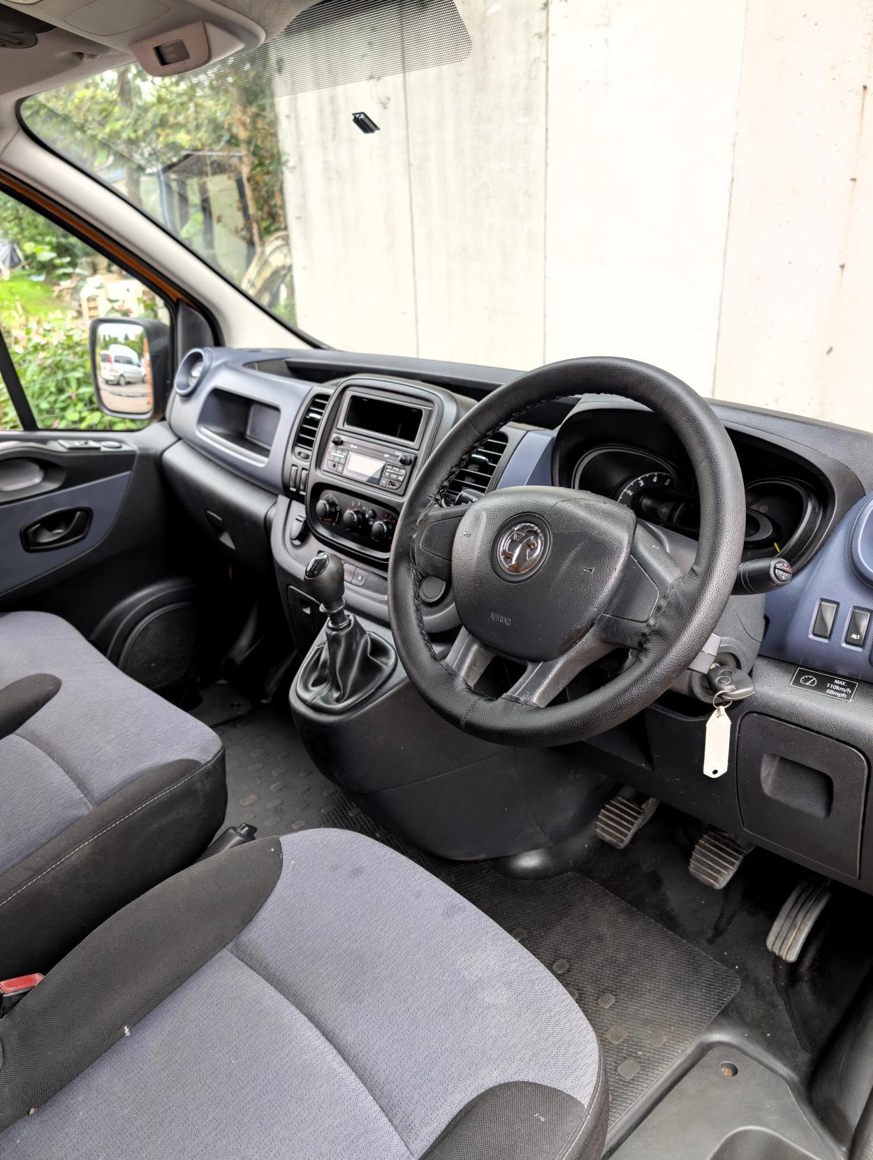 Vauxhall Vivaro 1.6 CDTi 2700 Panel Van 5dr Diesel Manual L1 H1 Euro 5 (115 ps)