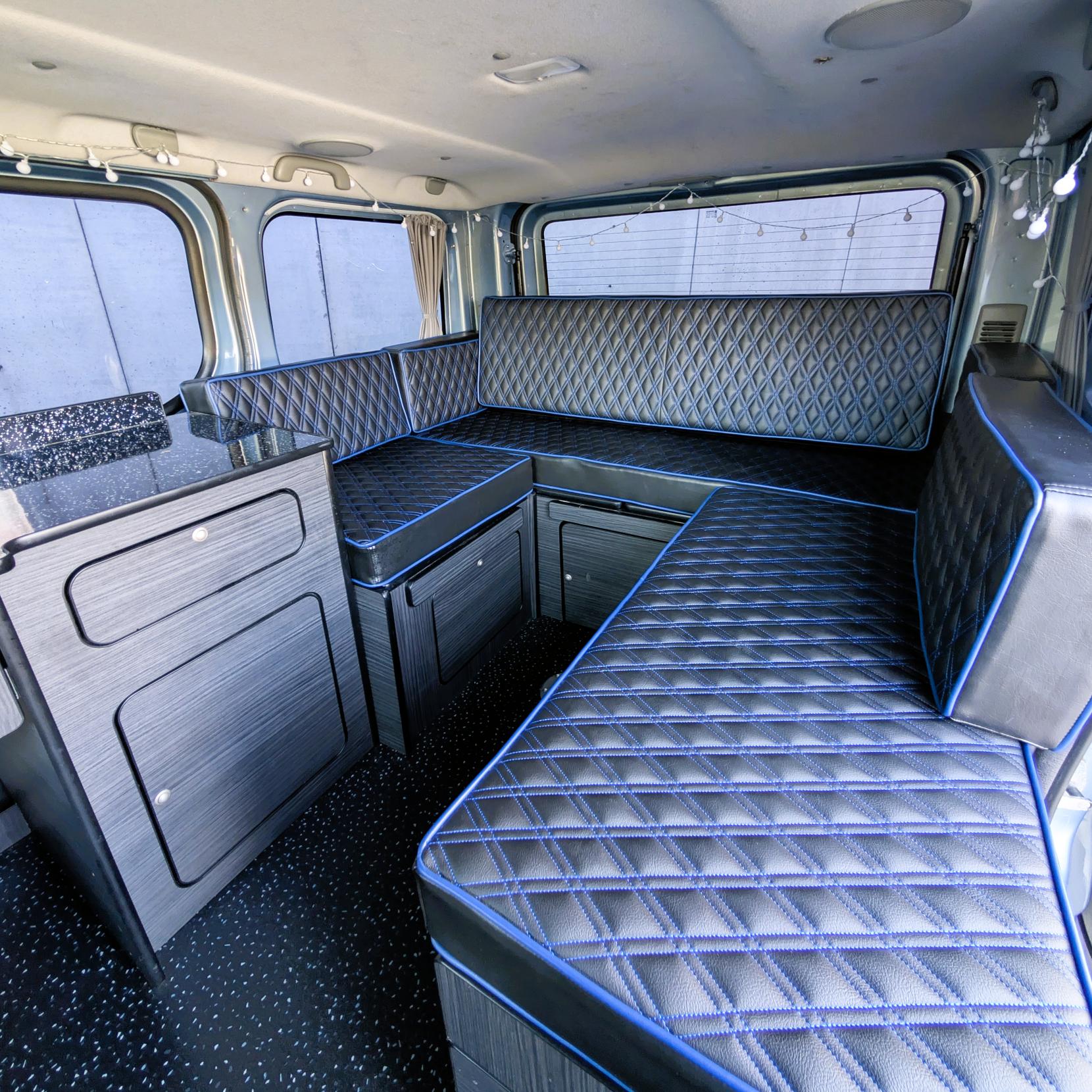 Renault Trafic RENAULT TRAFIC SPORT AUTOMATIC CAMPER VAN U SHAPE DAY VAN