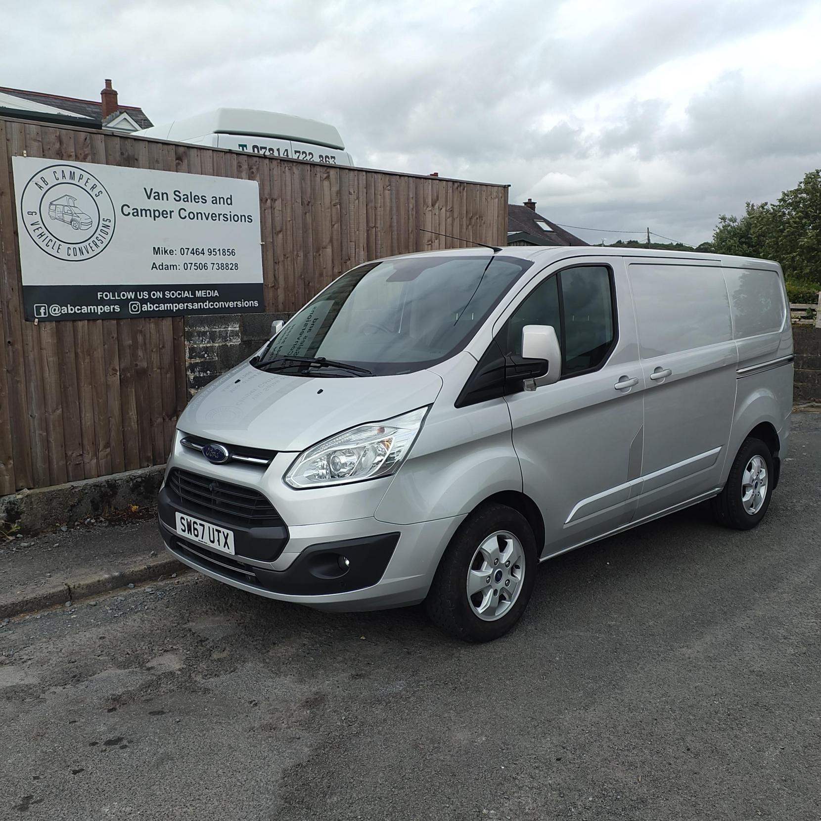 Ford Transit Custom 2.0 TDCi 270 Limited Panel Van 5dr Diesel Manual L1 H2 (157 g/km, 128 bhp)