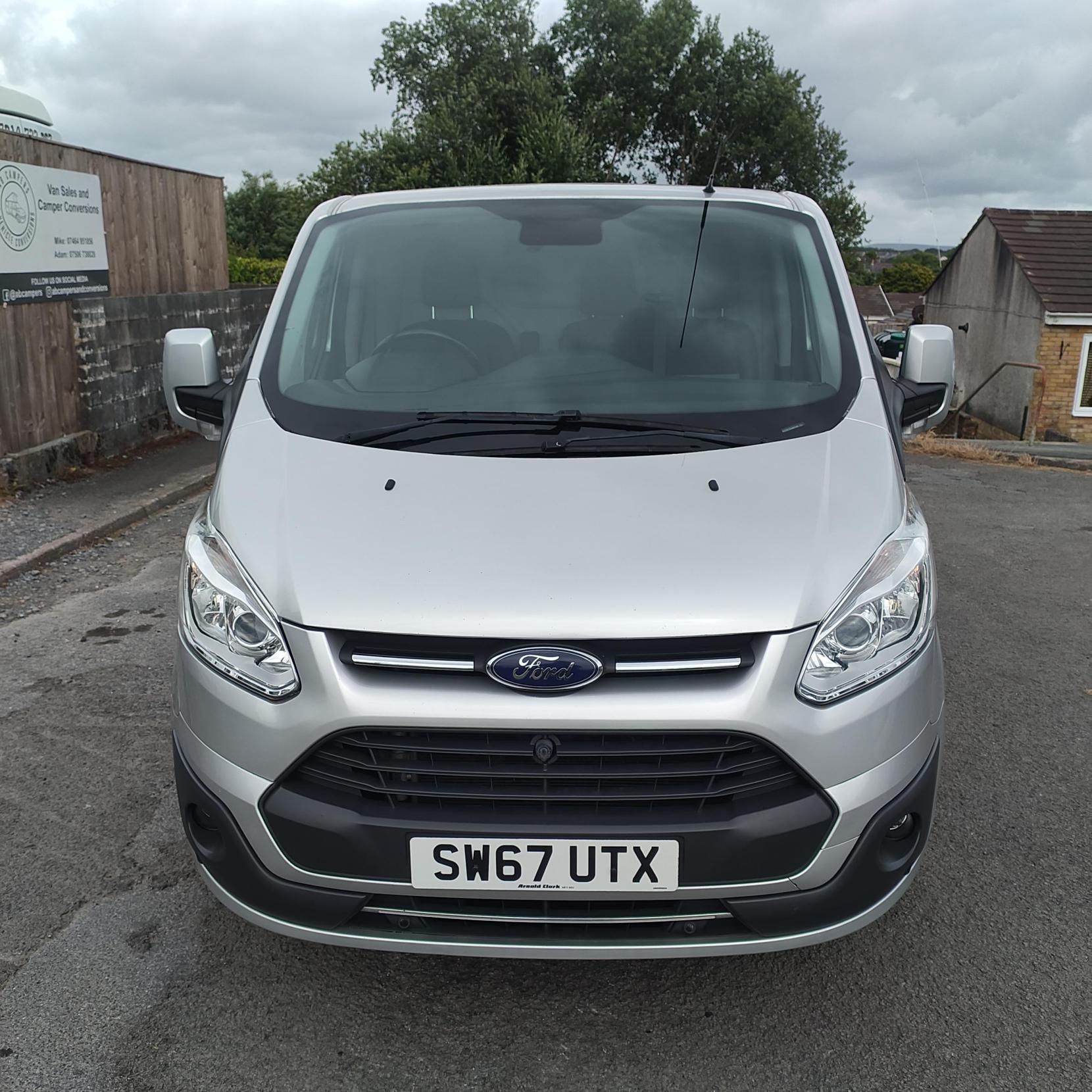 Ford Transit Custom 2.0 TDCi 270 Limited Panel Van 5dr Diesel Manual L1 H2 (157 g/km, 128 bhp)