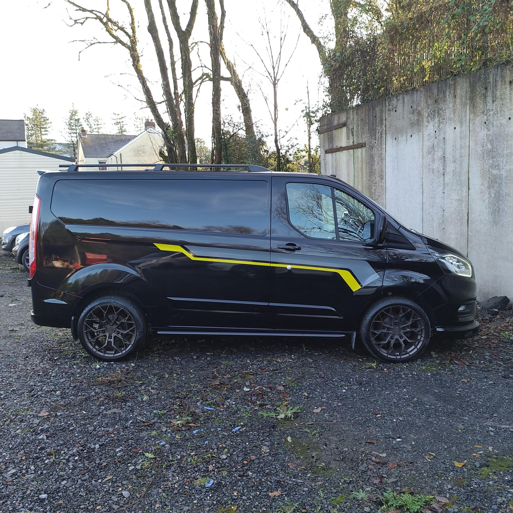 Ford Transit Custom 2.0 280 EcoBlue Limited Panel Van 5dr Diesel Manual L1 H1 Euro 6 (130 ps)