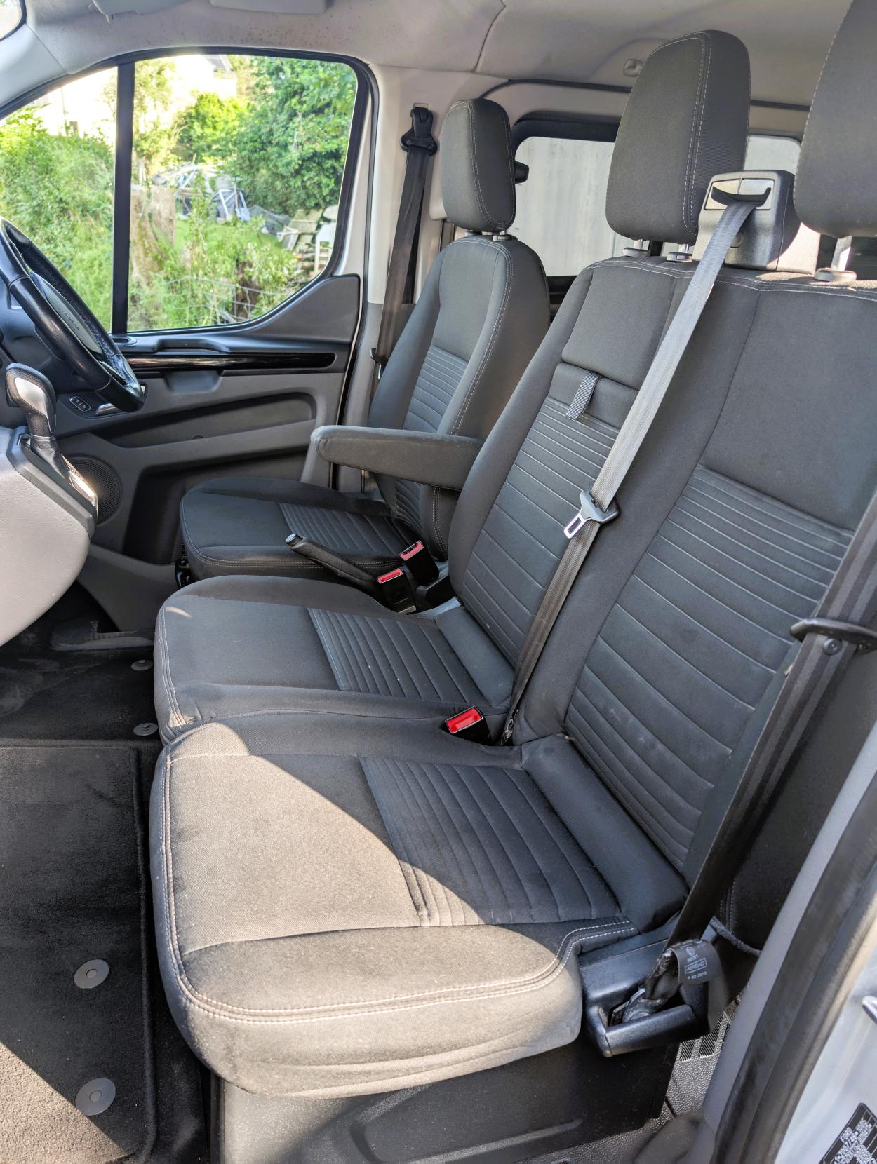Ford Transit Custom 2.0 300 EcoBlue Limited Crew Van Double Cab 5dr Diesel Auto L1 H1 Euro 6 (s/s) (6 Seat) (130 ps)