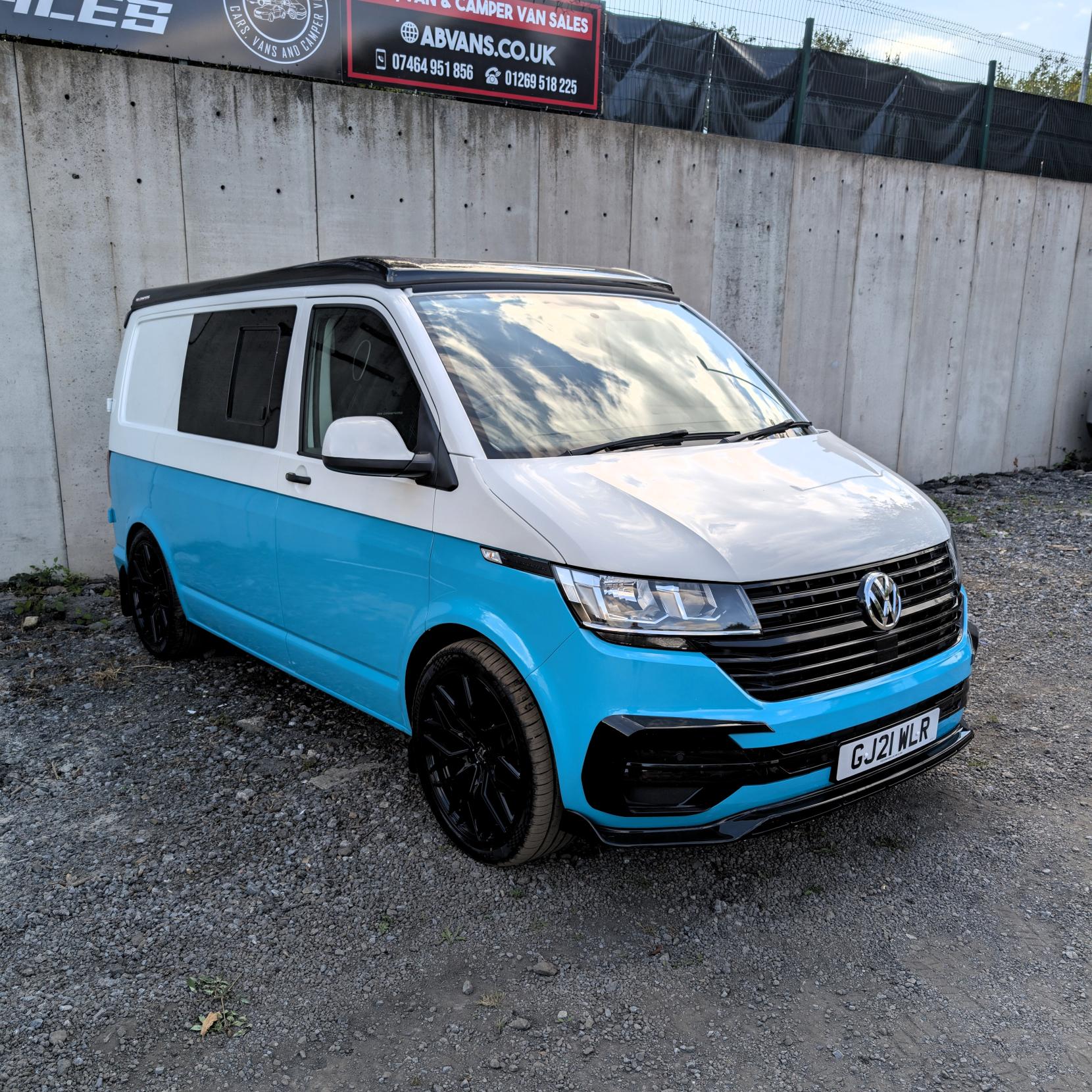 Volkswagen Transporter 4 BERTH CAMPER VAN
