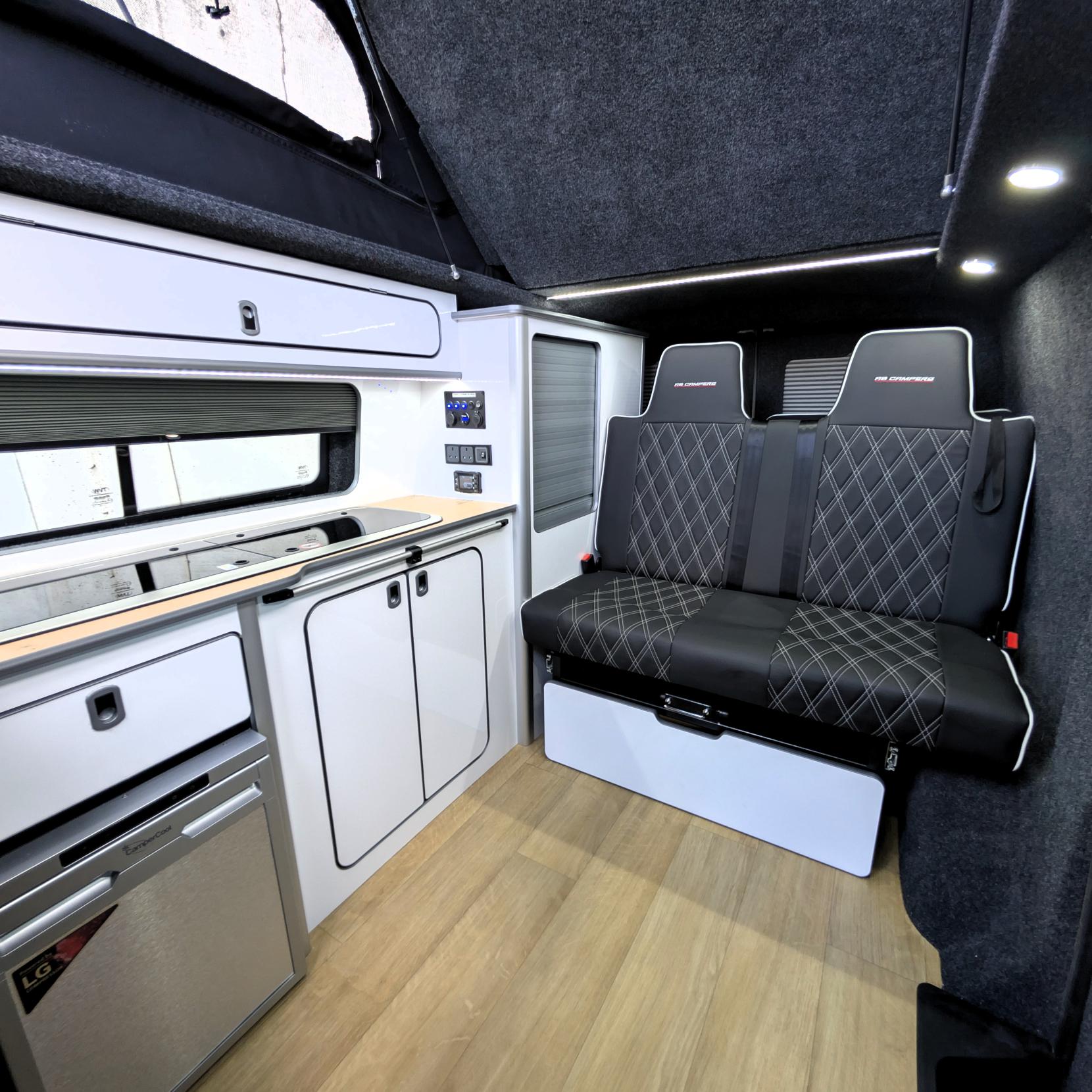 Volkswagen Transporter 4 BERTH CAMPER VAN