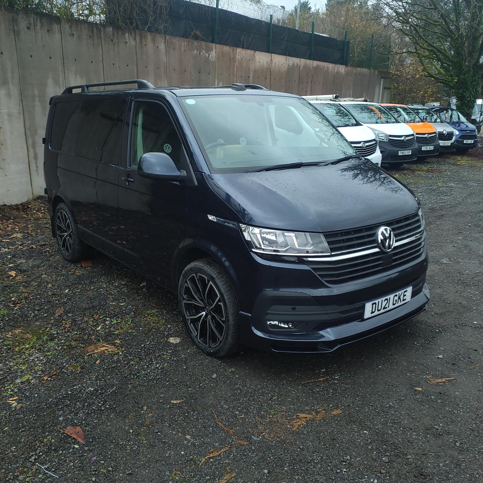 Volkswagen Transporter 2.0 TDI T30 Highline Crew Van Double Cab 5dr Diesel DSG FWD SWB Euro 6 (s/s) (150 ps)