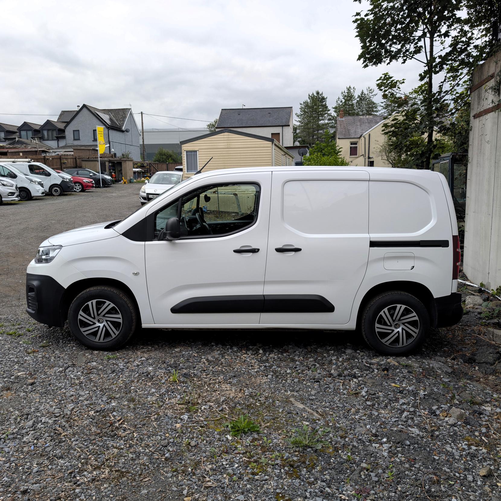 Citroen Berlingo 1.5 BlueHDi 650 Enterprise M Panel Van 5dr Diesel Manual SWB Euro 6 (75 ps)