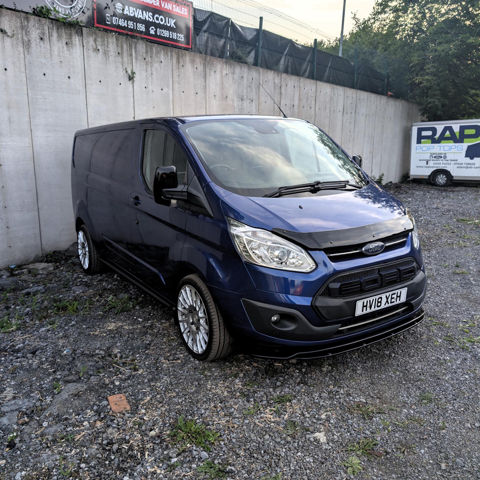 Ford Transit Custom 2.0 TDCi 290 Limited Panel Van 5dr Diesel Manual L2 H2 (157 g/km, 128 bhp)