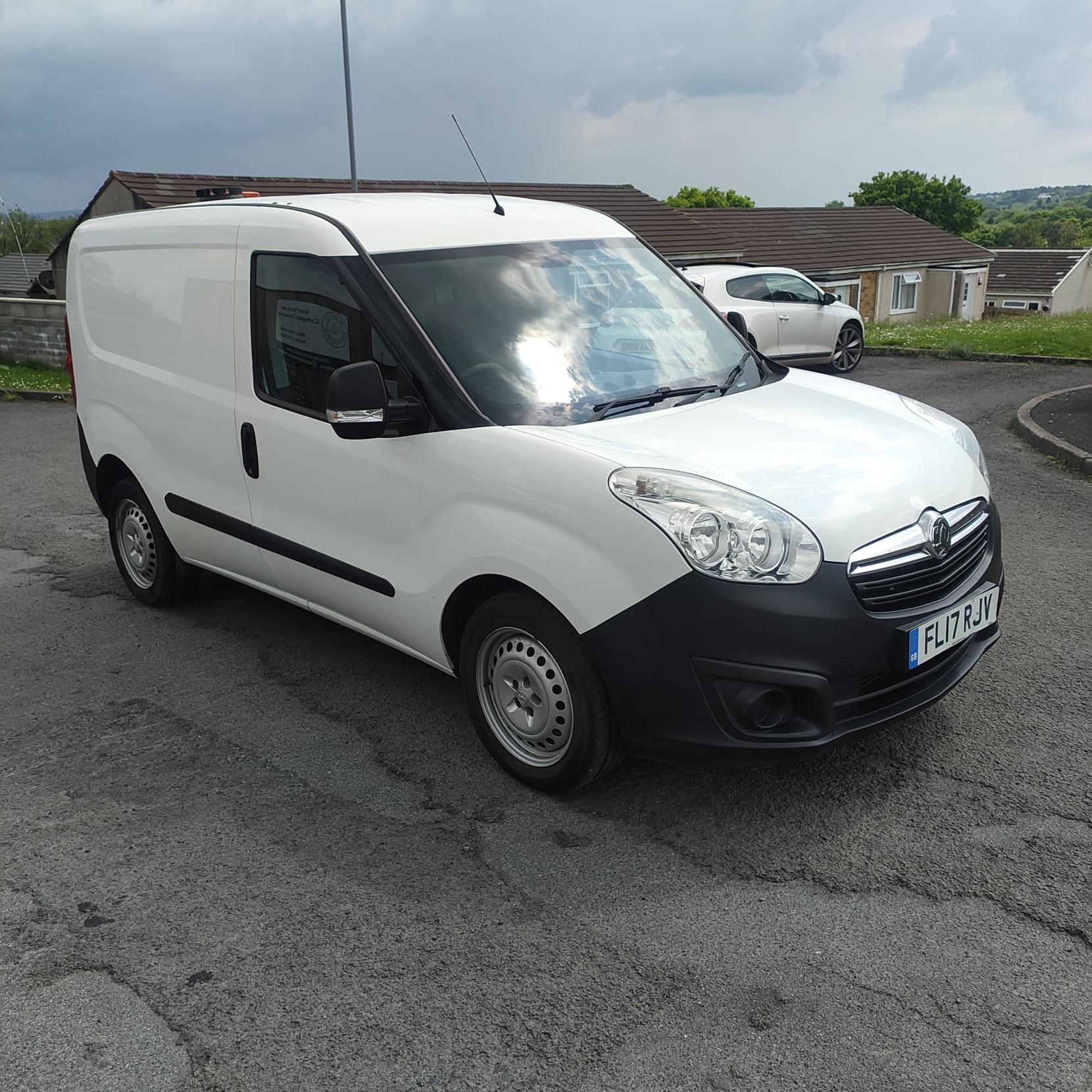 Vauxhall Combo 1.3 CDTi 2300 ecoFLEX 16v Panel Van 3dr Diesel Manual FWD L1 H1 (s/s) (120 g/km, 94 bhp)