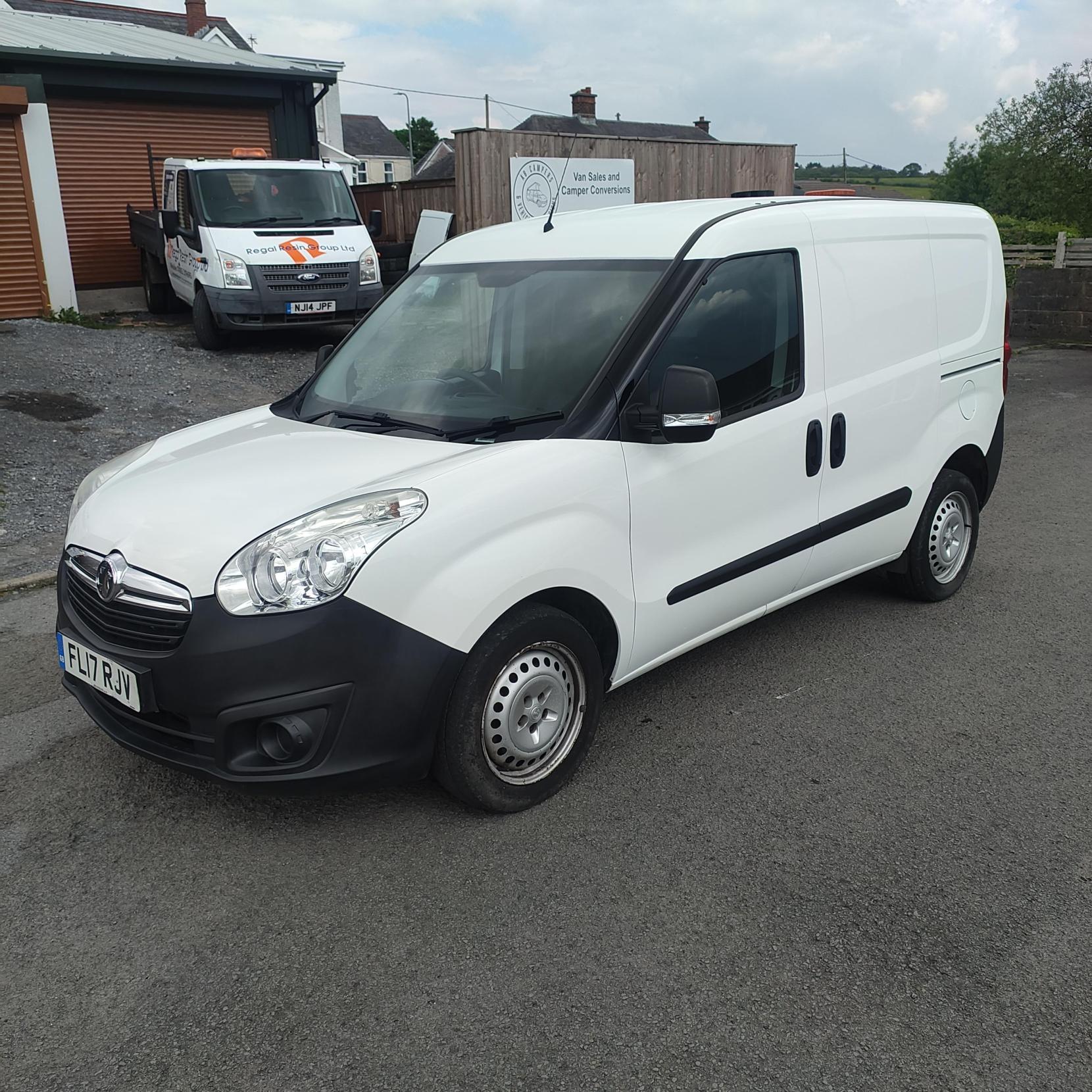 Vauxhall Combo 1.3 CDTi 2300 ecoFLEX 16v Panel Van 3dr Diesel Manual FWD L1 H1 (s/s) (120 g/km, 94 bhp)