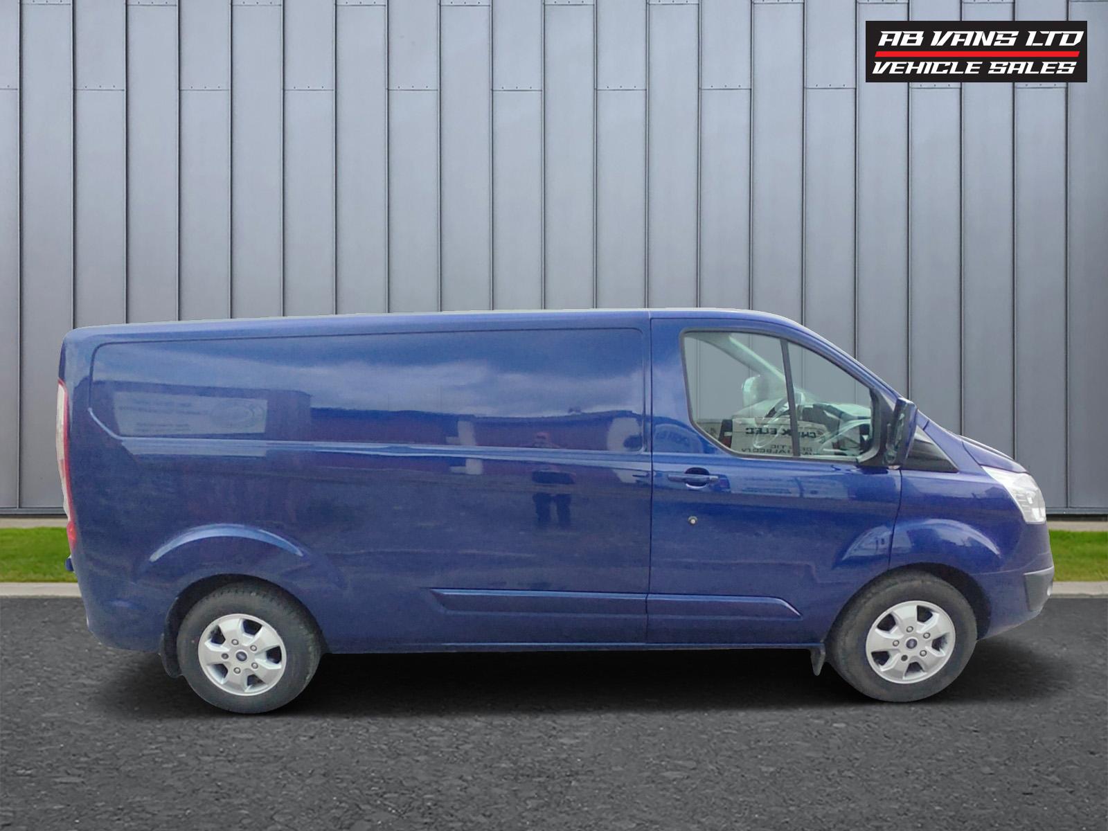 Ford Transit Custom 2.0 TDCi 290 Limited Panel Van 5dr Diesel Manual L2 H2 (157 g/km, 128 bhp)