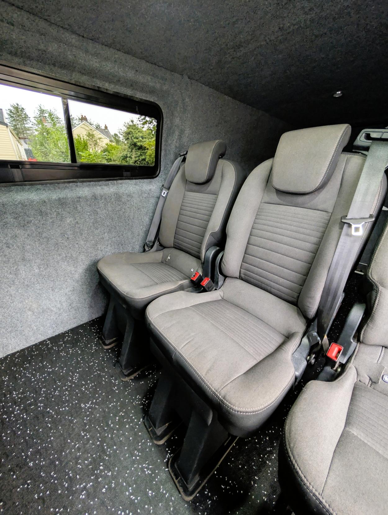 Ford Transit Custom 2.0 Limited Crew Van Double Cab 5dr Diesel L2 H1 Euro 6 (s/s) (6 Seat) (130 ps)