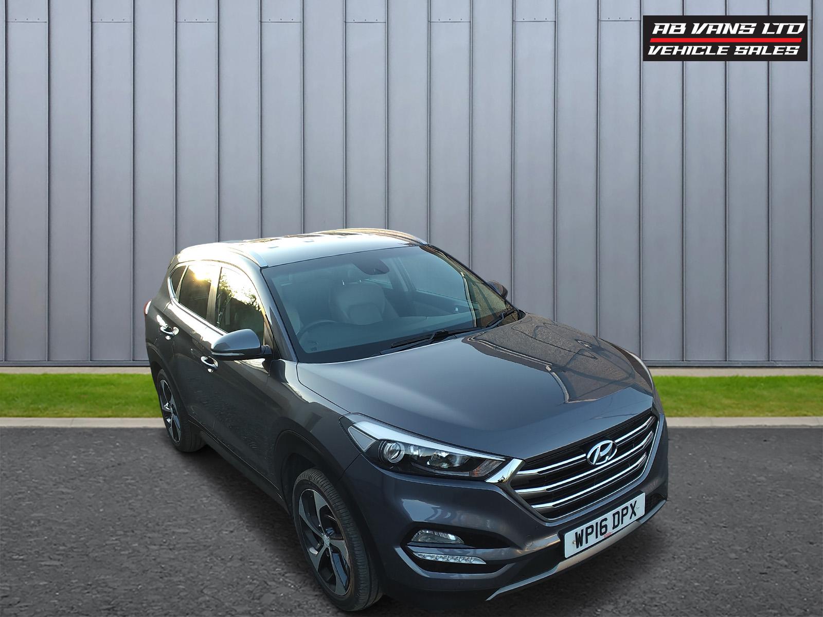 Hyundai TUCSON 2.0 CRDi Blue Drive Premium SUV 5dr Diesel Manual Euro 6 (s/s) (136 ps)