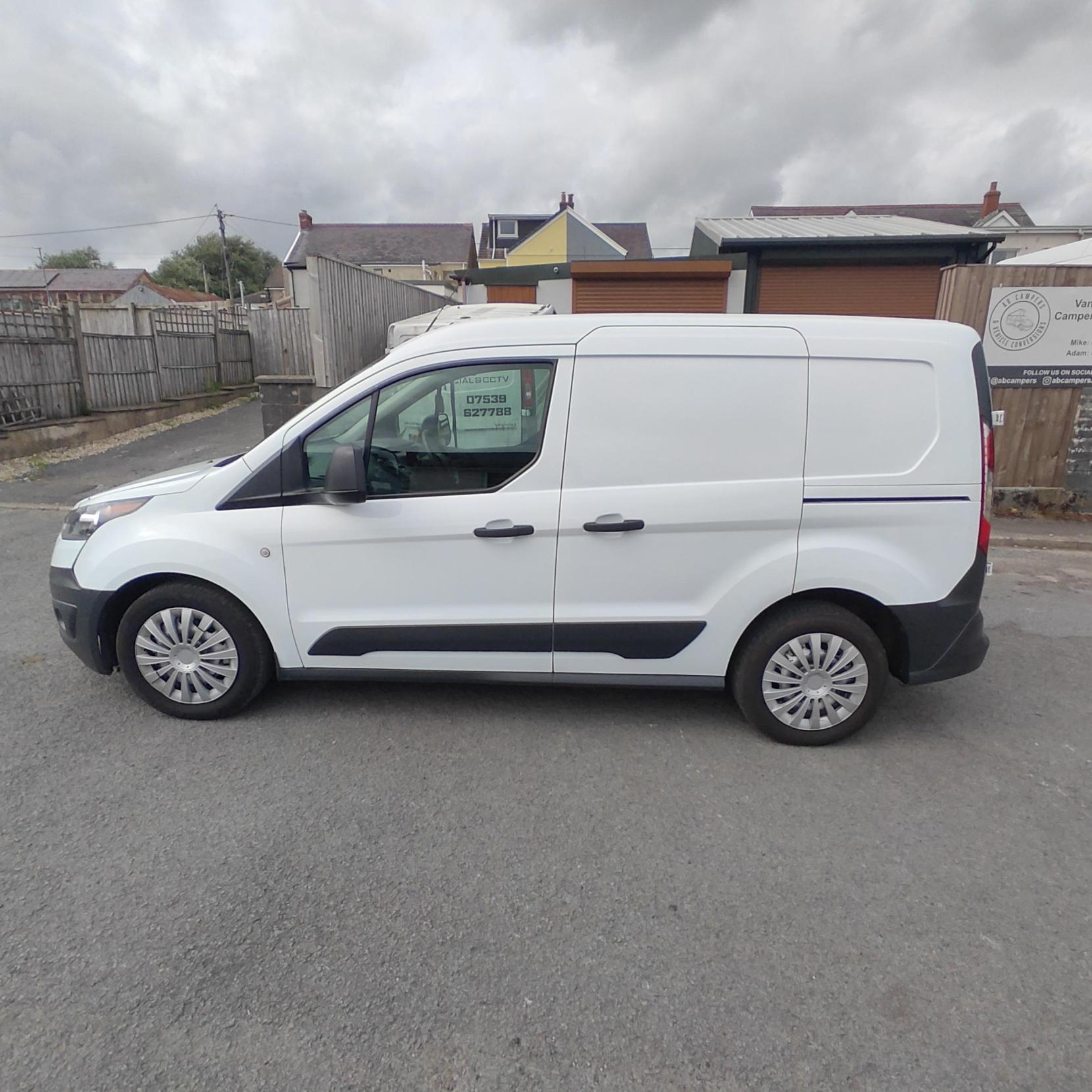 Ford Transit Connect 1.5 TDCi 200 Panel Van 5dr Diesel Manual L1 H1 (120 g/km, 74 bhp)