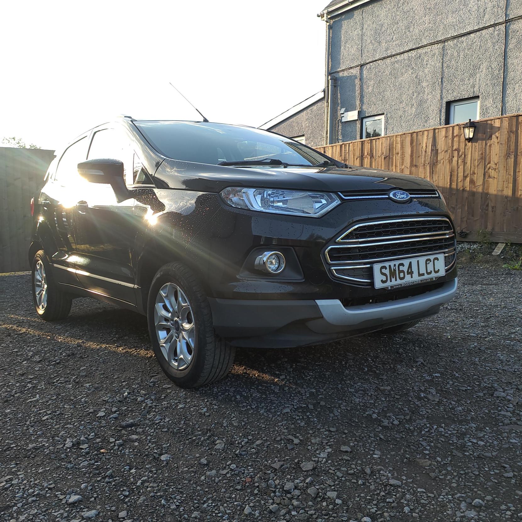 Ford EcoSport 1.5 TDCi Titanium SUV 5dr Diesel Manual 2WD Euro 5 (90 ps)