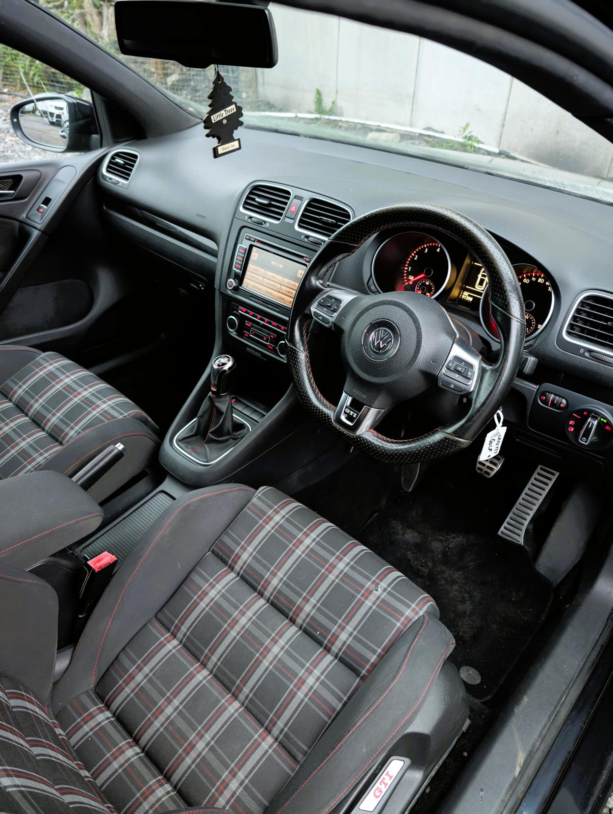 Volkswagen Golf 2.0 TSI GTI (Leather) Hatchback 3dr Petrol Manual Euro 5 (210 ps)