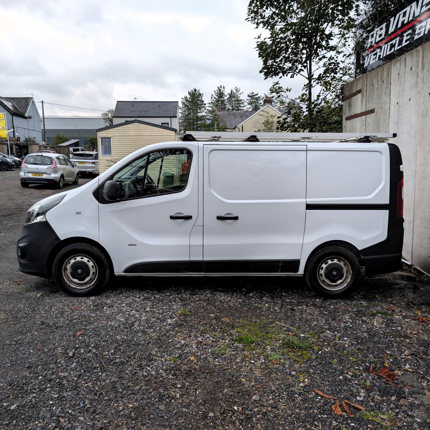 Vauxhall Vivaro 1.6 CDTi 2900 ecoFLEX Panel Van 5dr Diesel Manual L1 H1 Euro 5 (s/s) (90 ps)