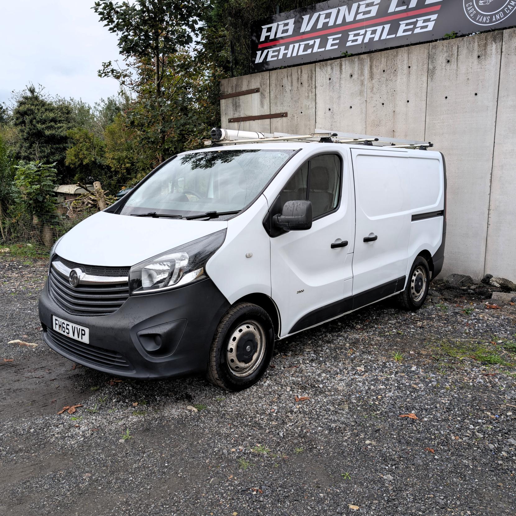 Vauxhall Vivaro 1.6 CDTi 2900 ecoFLEX Panel Van 5dr Diesel Manual L1 H1 Euro 5 (s/s) (90 ps)