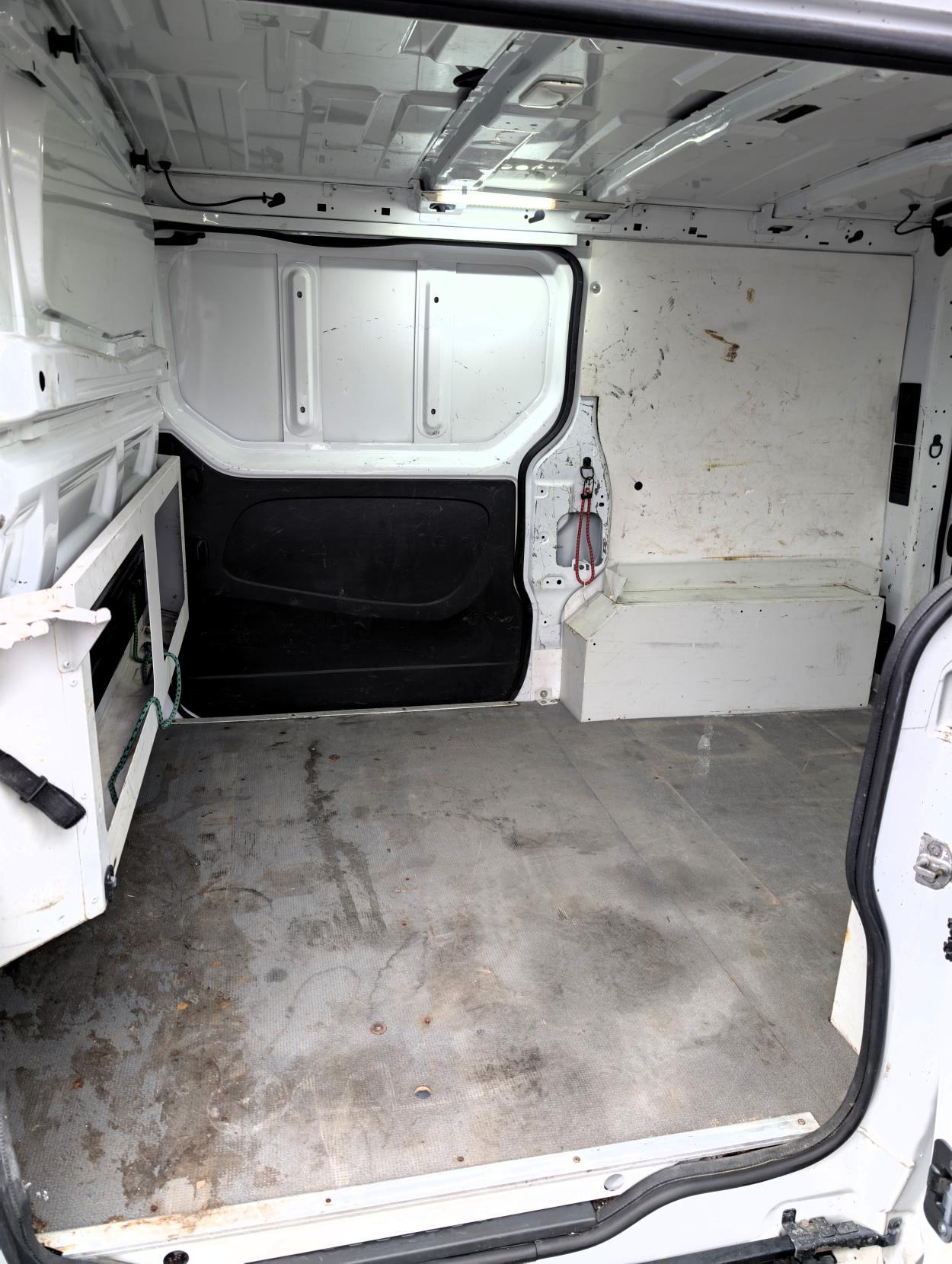 Vauxhall Vivaro 1.6 CDTi 2900 ecoFLEX Panel Van 5dr Diesel Manual L1 H1 Euro 5 (s/s) (90 ps)