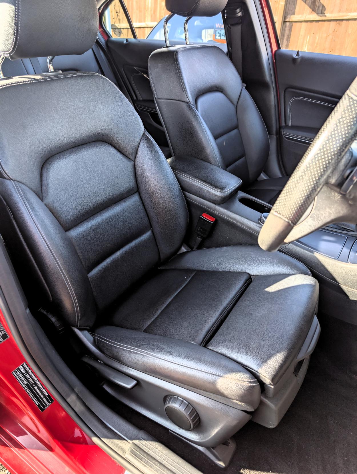 Mercedes-Benz A Class 1.5 A180d Sport (Premium) Hatchback 5dr Diesel 7G-DCT Euro 6 (s/s) (109 ps)