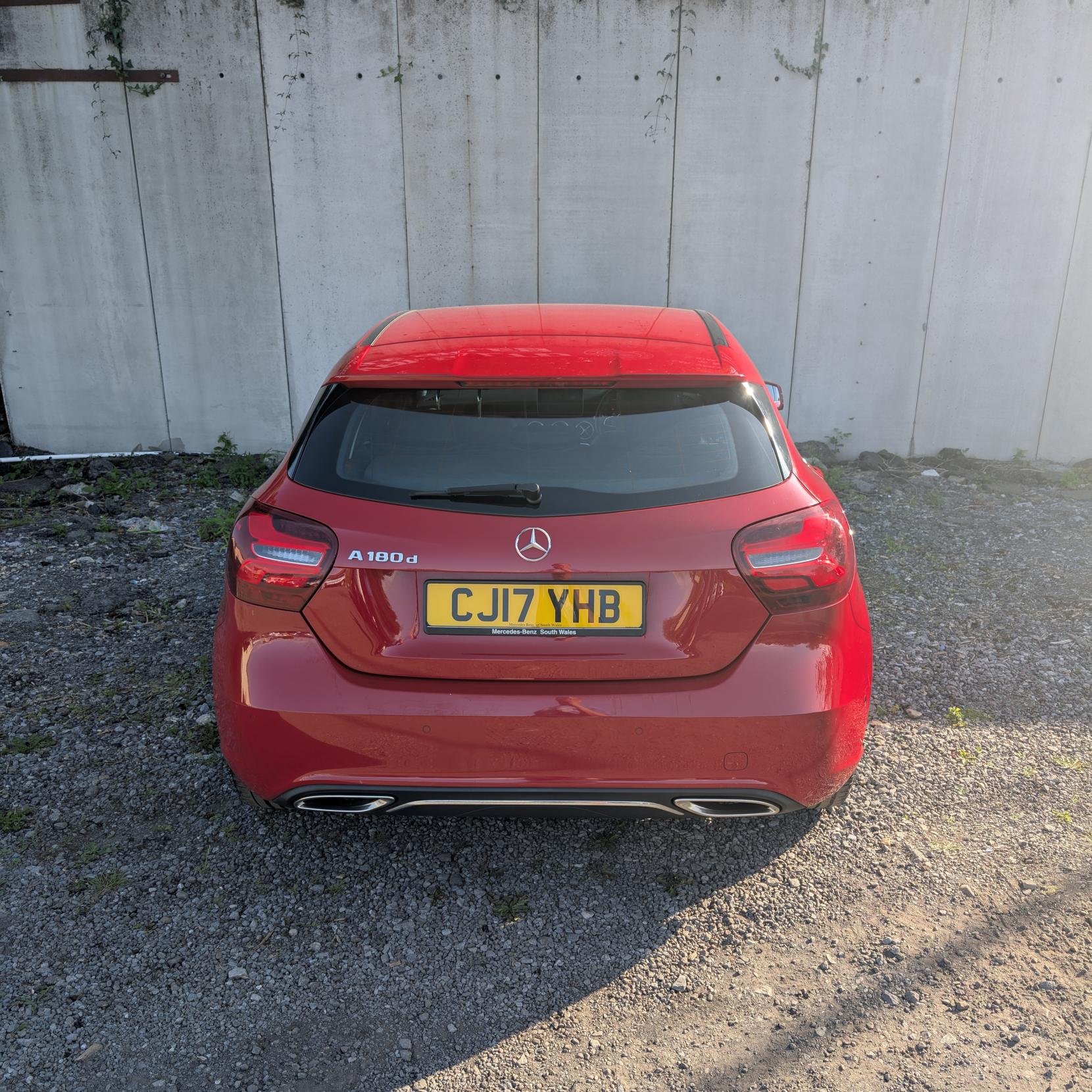 Mercedes-Benz A Class 1.5 A180d Sport (Premium) Hatchback 5dr Diesel 7G-DCT Euro 6 (s/s) (109 ps)