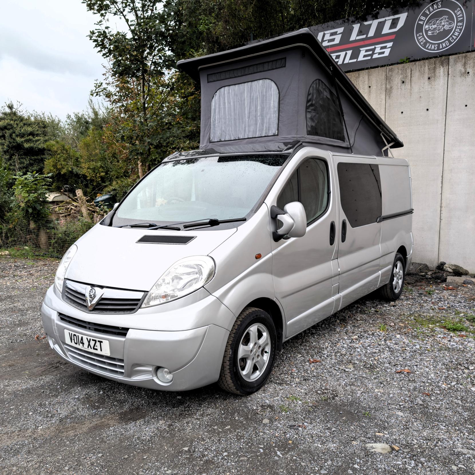 Vauxhall Vivaro 2014 VAUXHALL VIVARO CAMPER VAN POP TOP 4 BERTH DAY VAN 