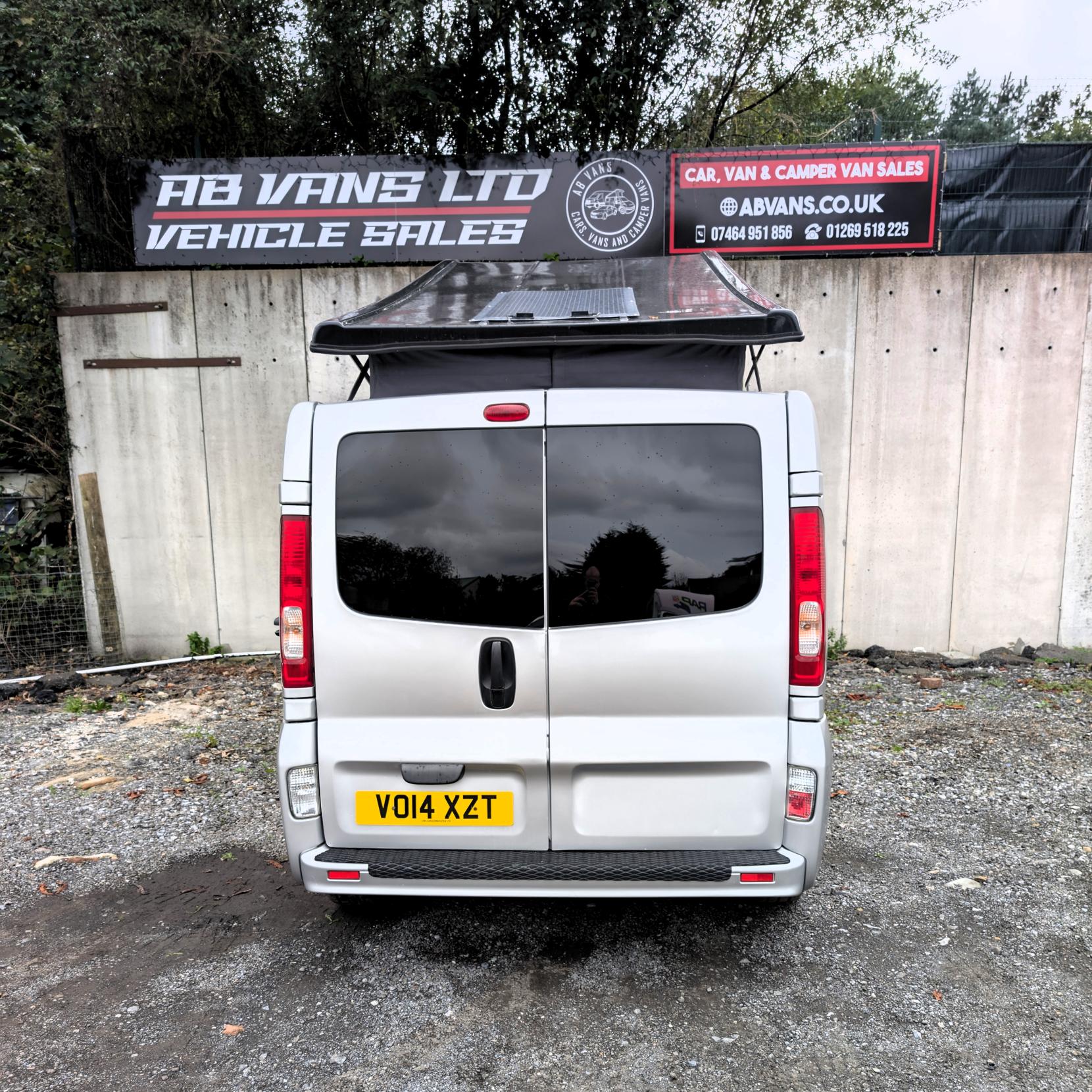 Vauxhall Vivaro 2014 VAUXHALL VIVARO CAMPER VAN POP TOP 4 BERTH DAY VAN 