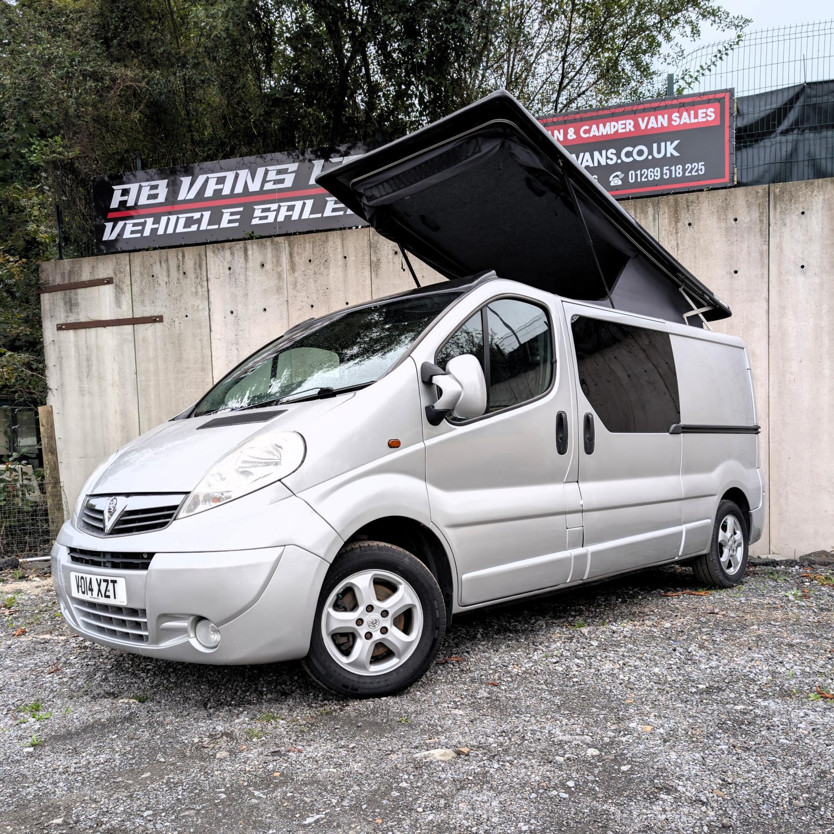 Vauxhall Vivaro 2014 VAUXHALL VIVARO CAMPER VAN POP TOP 4 BERTH DAY VAN 