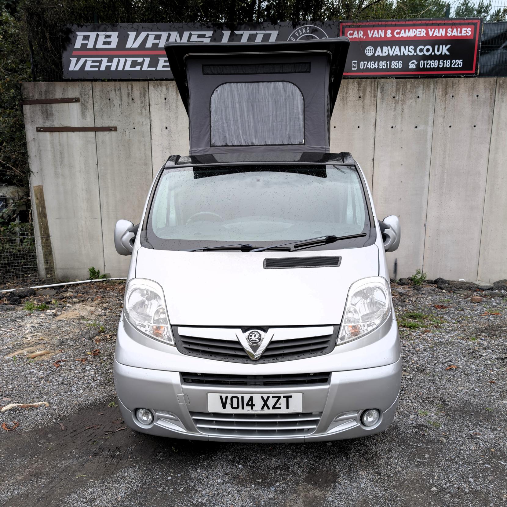 Vauxhall Vivaro 2014 VAUXHALL VIVARO CAMPER VAN POP TOP 4 BERTH DAY VAN 