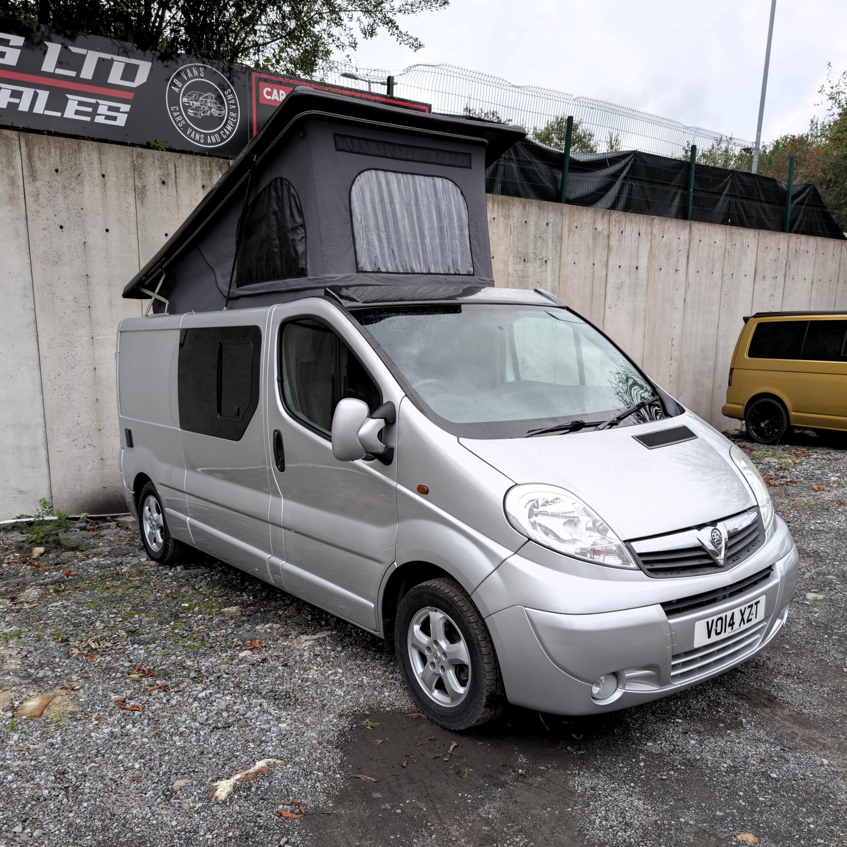 Vauxhall Vivaro 2014 VAUXHALL VIVARO CAMPER VAN POP TOP 4 BERTH DAY VAN 