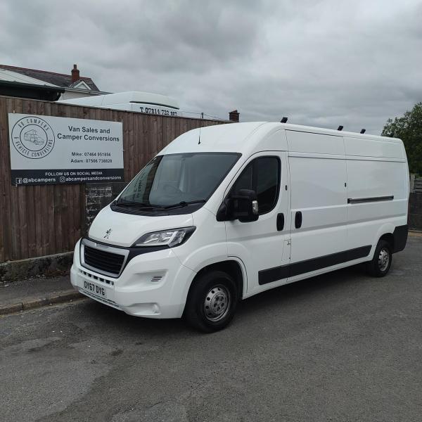 Peugeot Boxer 2.0 BlueHDi 335 Professional Panel Van 5dr Diesel Manual L3 H2 Euro 6 (130 ps)