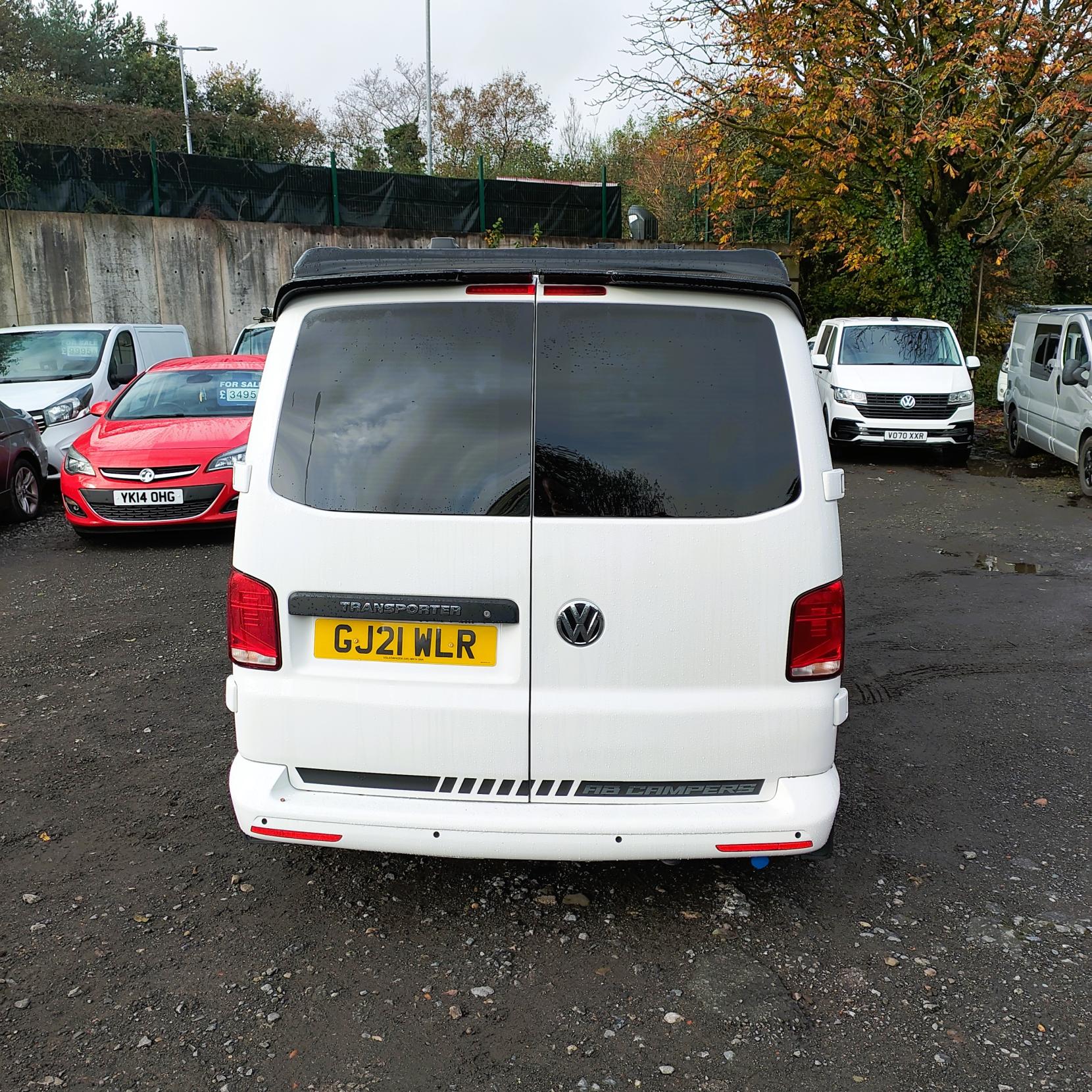 Volkswagen Transporter 2.0 TDI T28 Startline Camper Van 4 Berth