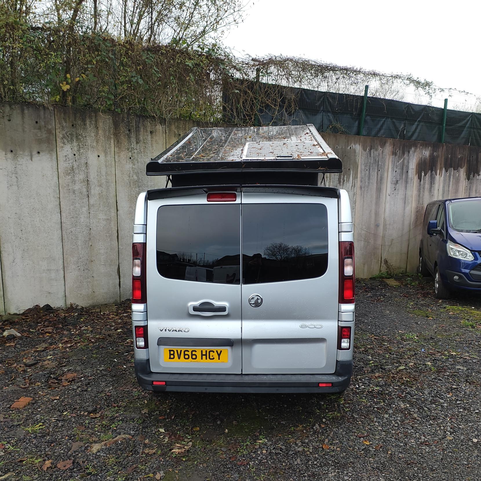 Vauxhall Vivaro CAMPER VAN 4 BERTH POP TOP 