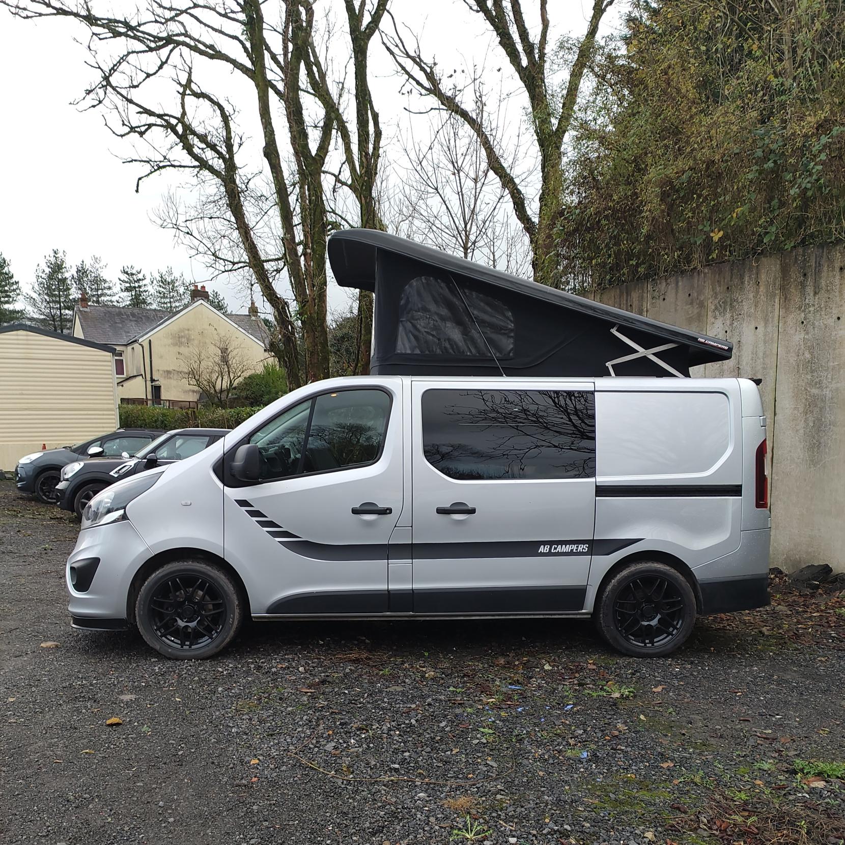 Vauxhall Vivaro CAMPER VAN 4 BERTH POP TOP 