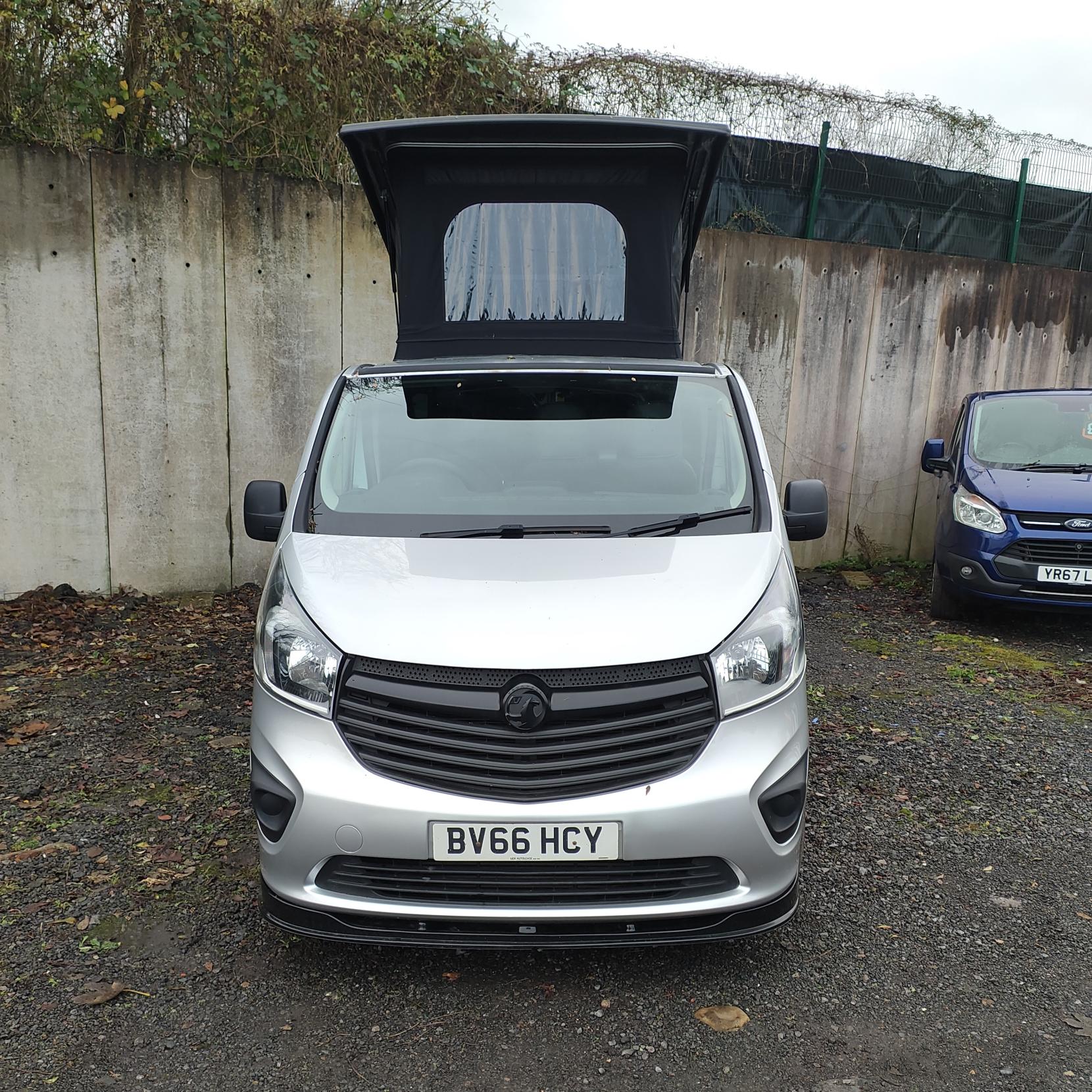 Vauxhall Vivaro CAMPER VAN 4 BERTH POP TOP 