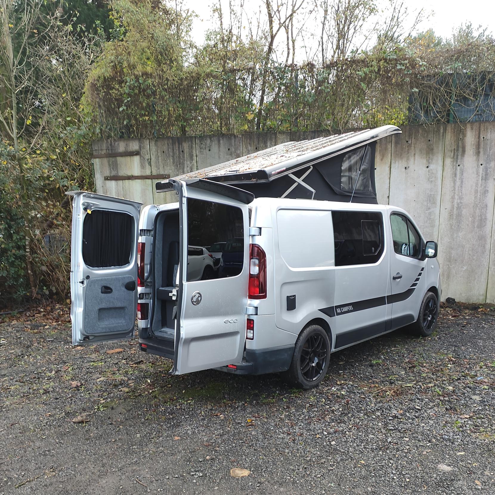 Vauxhall Vivaro CAMPER VAN 4 BERTH POP TOP 