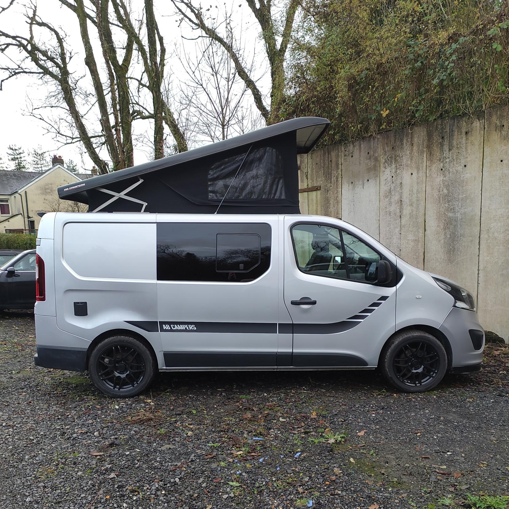 Vauxhall Vivaro CAMPER VAN 4 BERTH POP TOP 