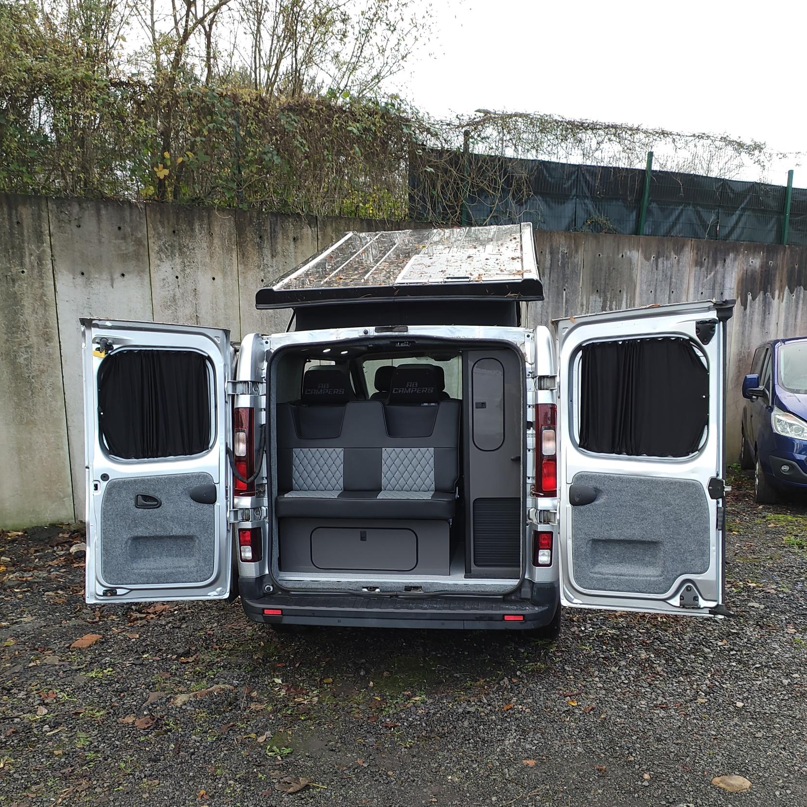 Vauxhall Vivaro CAMPER VAN 4 BERTH POP TOP 