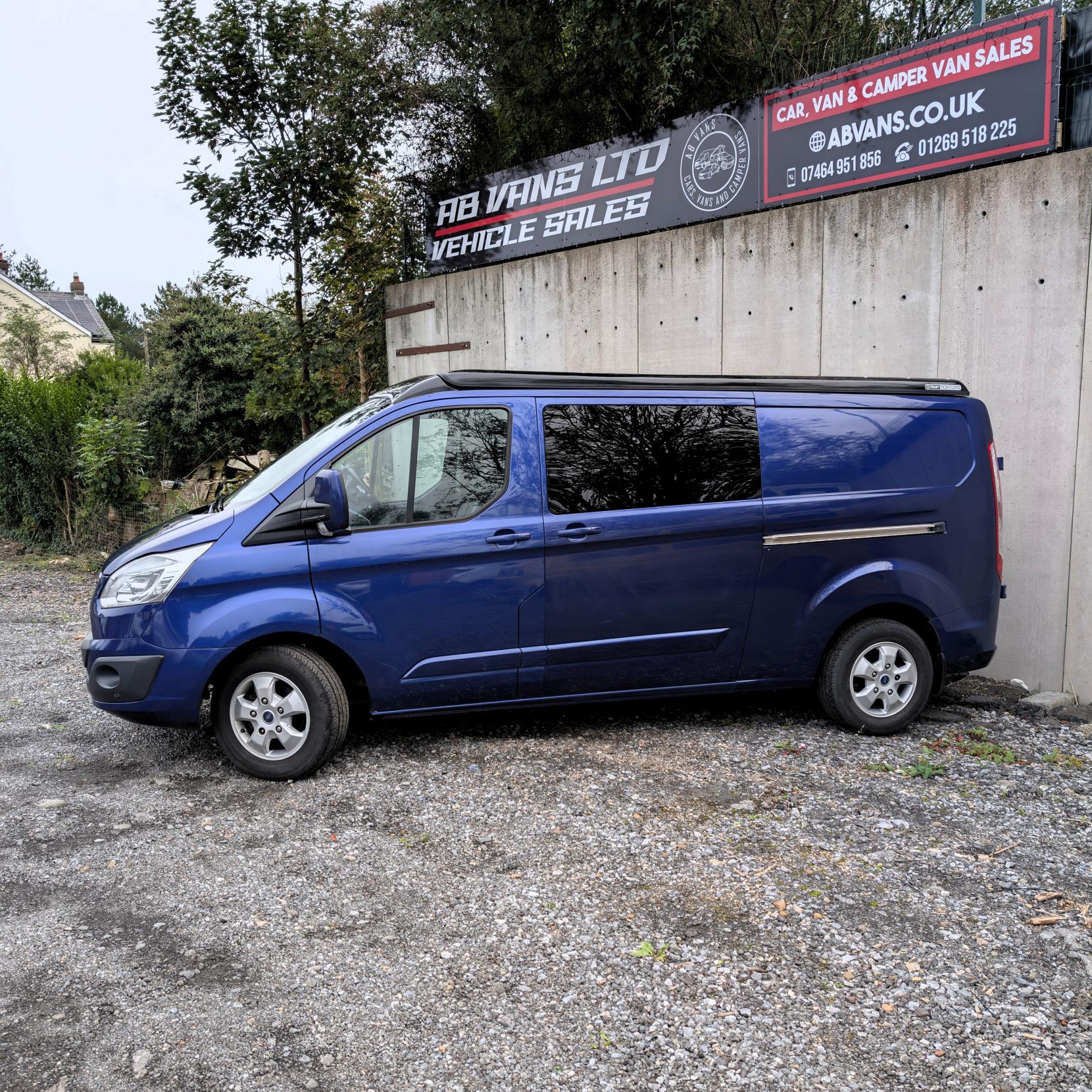 Ford Transit Custom 2.0 TDCi 290 Limited Panel Van 5dr Diesel Manual L2 H2 (157 g/km, 128 bhp)