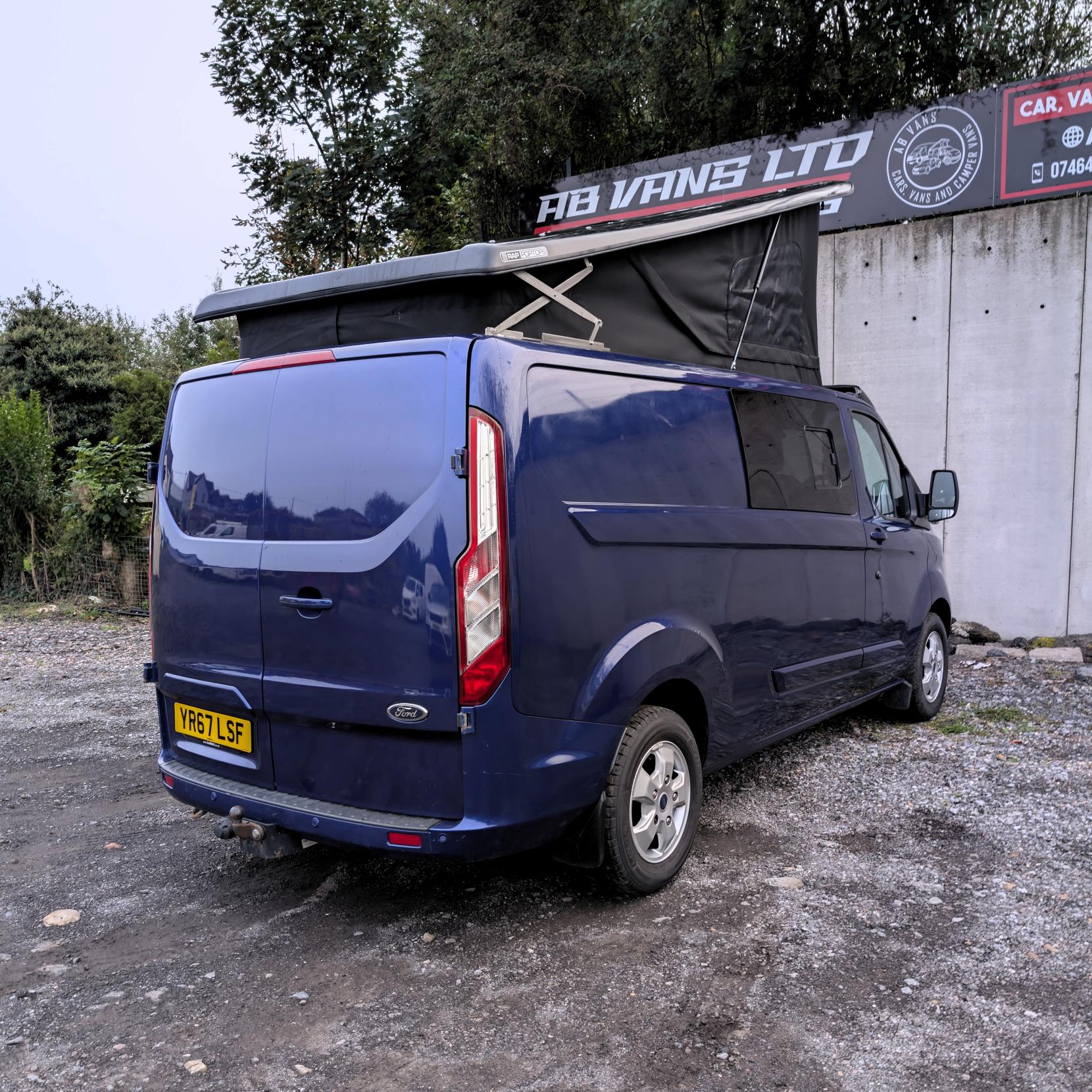 Ford Transit Custom 2.0 TDCi 290 Limited Panel Van 5dr Diesel Manual L2 H2 (157 g/km, 128 bhp)