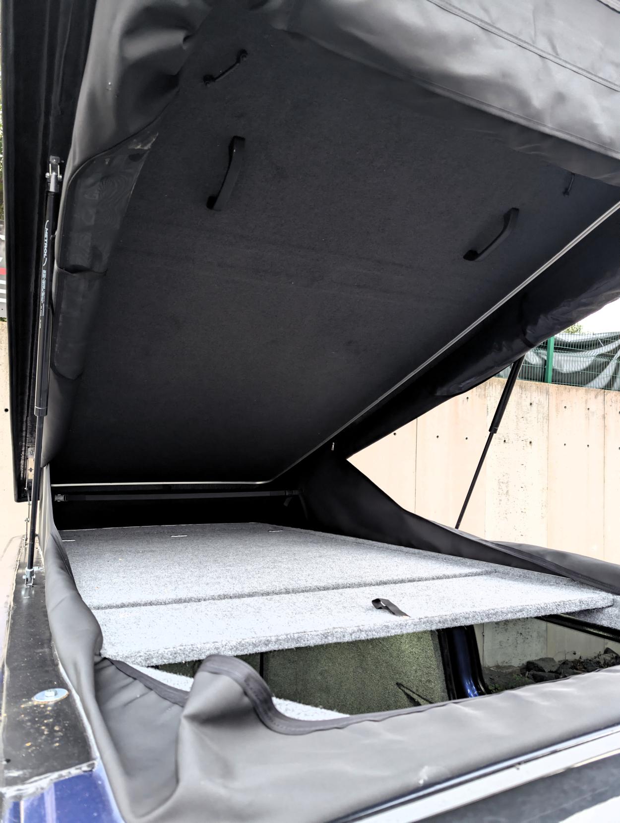 Ford Transit Custom 2.0 TDCi 290 Limited Panel Van 5dr Diesel Manual L2 H2 (157 g/km, 128 bhp)