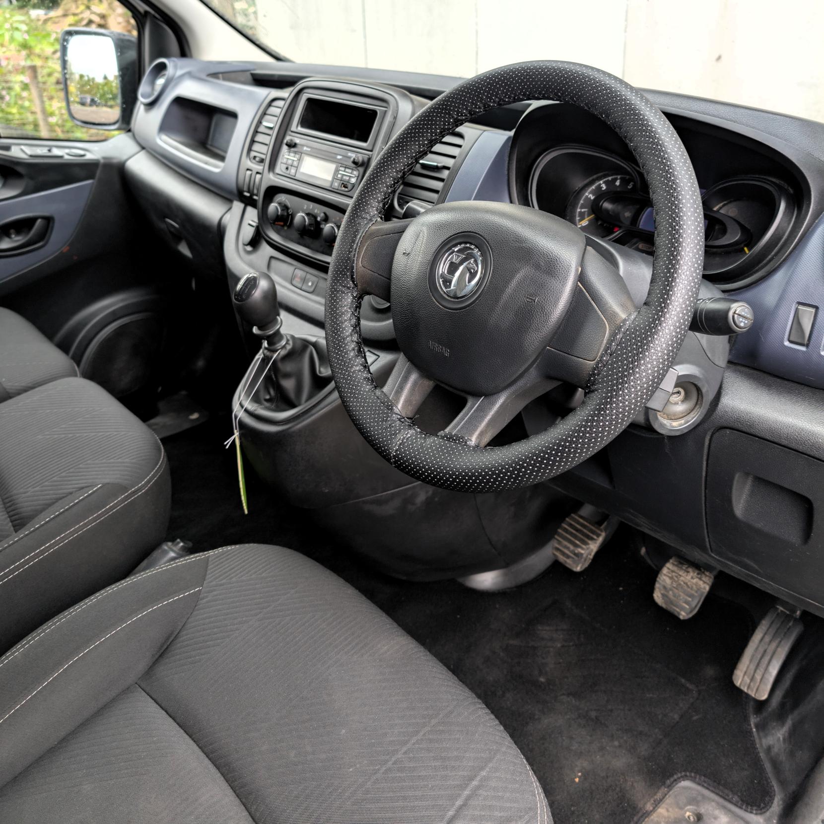 Vauxhall Vivaro 1.6 CDTi 2700 Panel Van 5dr Diesel Manual L1 H1 Euro 5 (115 ps)