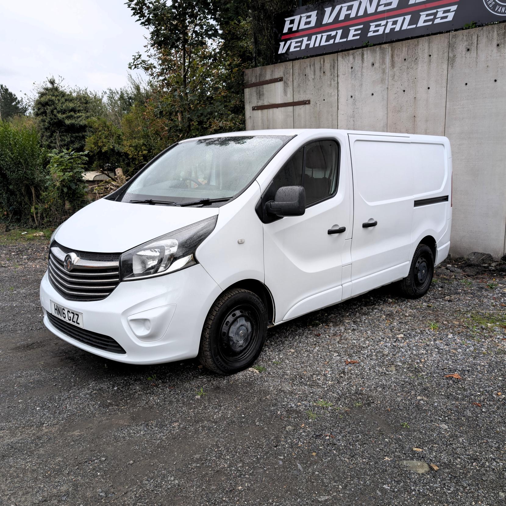 Vauxhall Vivaro 1.6 CDTi 2700 Panel Van 5dr Diesel Manual L1 H1 Euro 5 (115 ps)