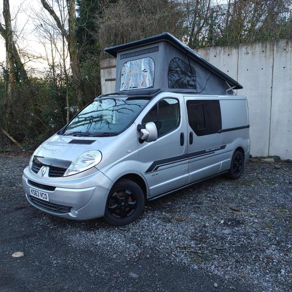 Renault Trafic 2.0 dCi LL29 SPORT 4 BERTH CAMPER VAN 115 bhp